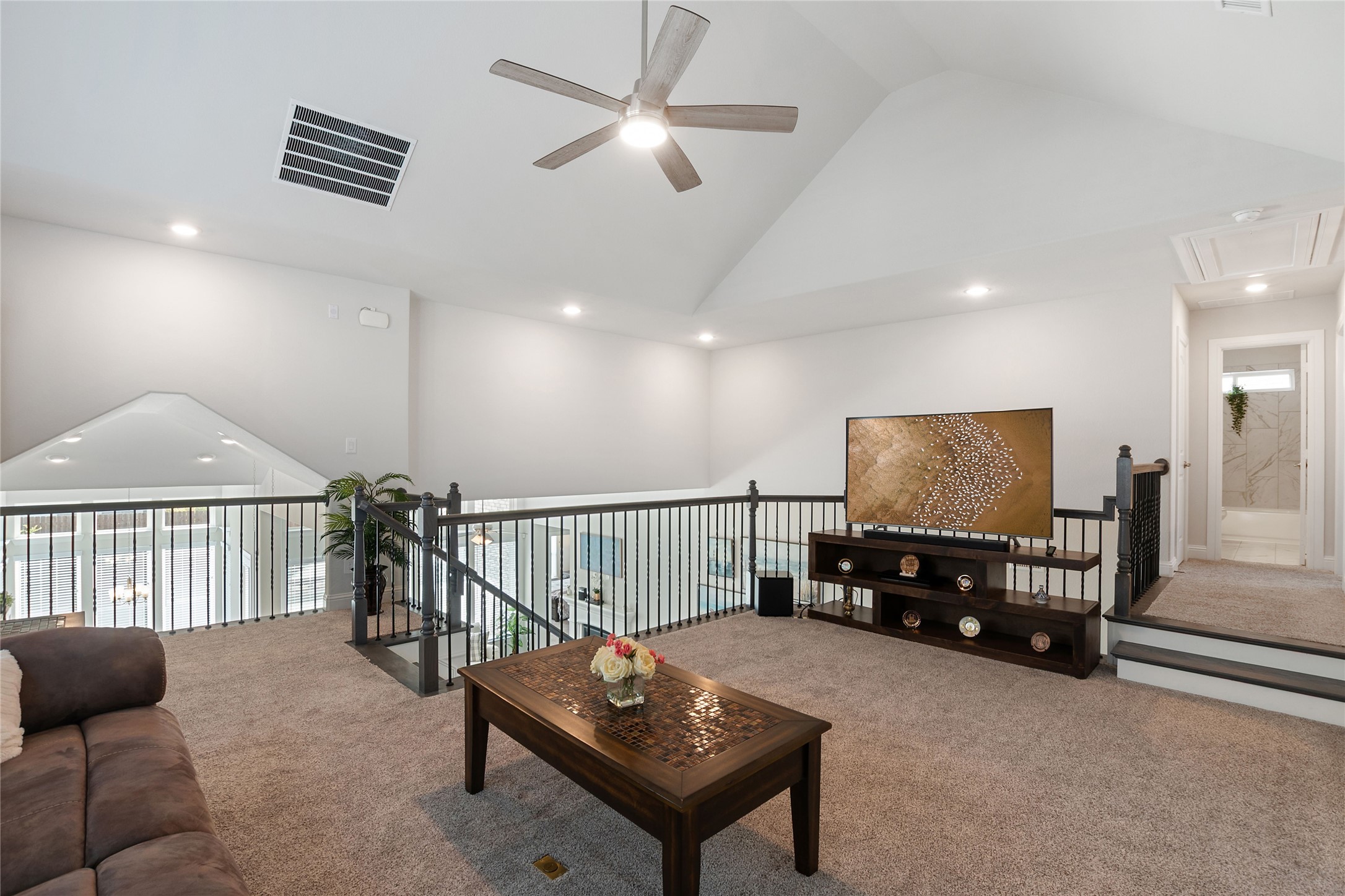 Fort Worth, Texas, 76262, United States, 5 Bedrooms Bedrooms, ,4 BathroomsBathrooms,Residential,For Sale,1917632