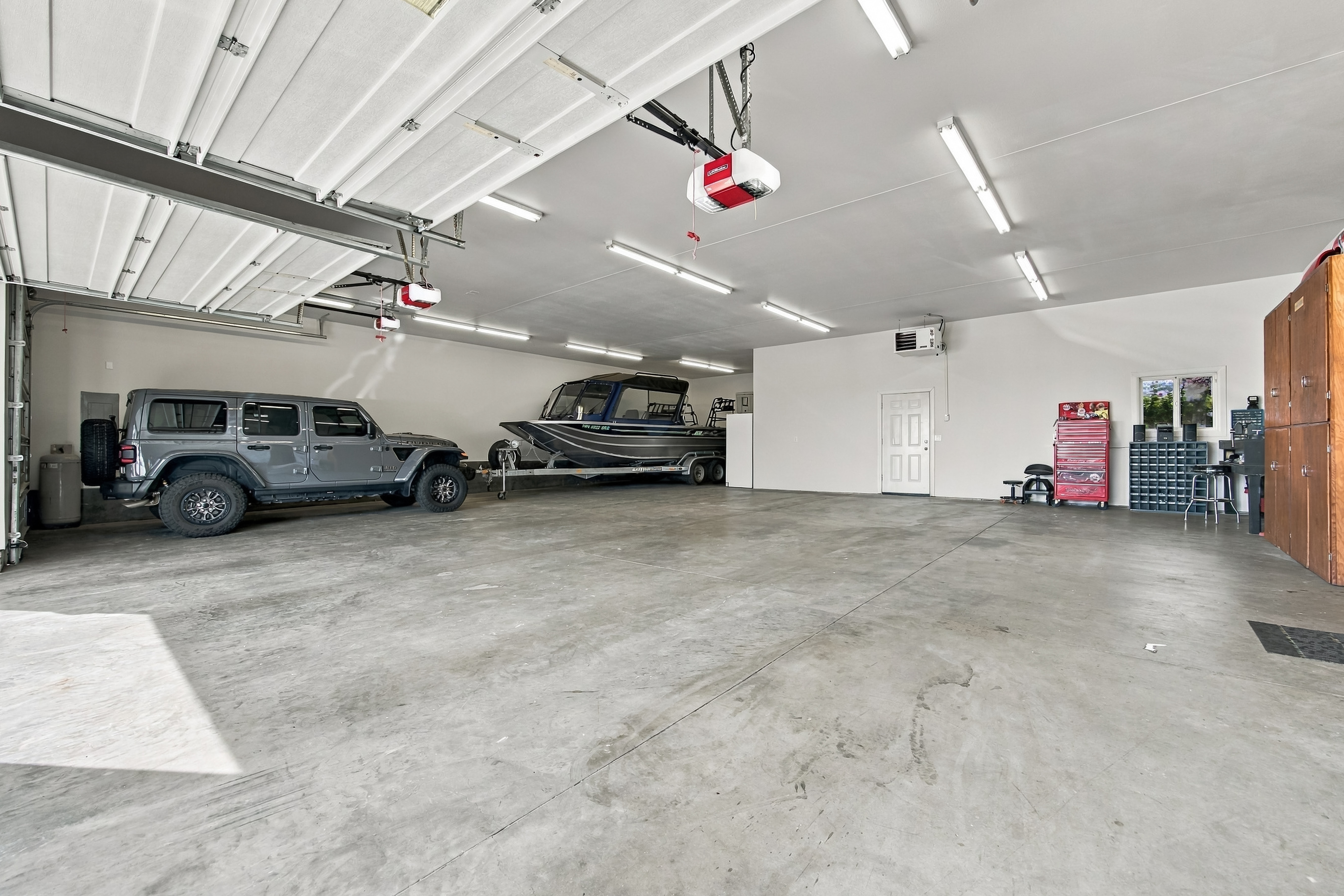 Welcome to 2716 S Irving Street - 物件實景
