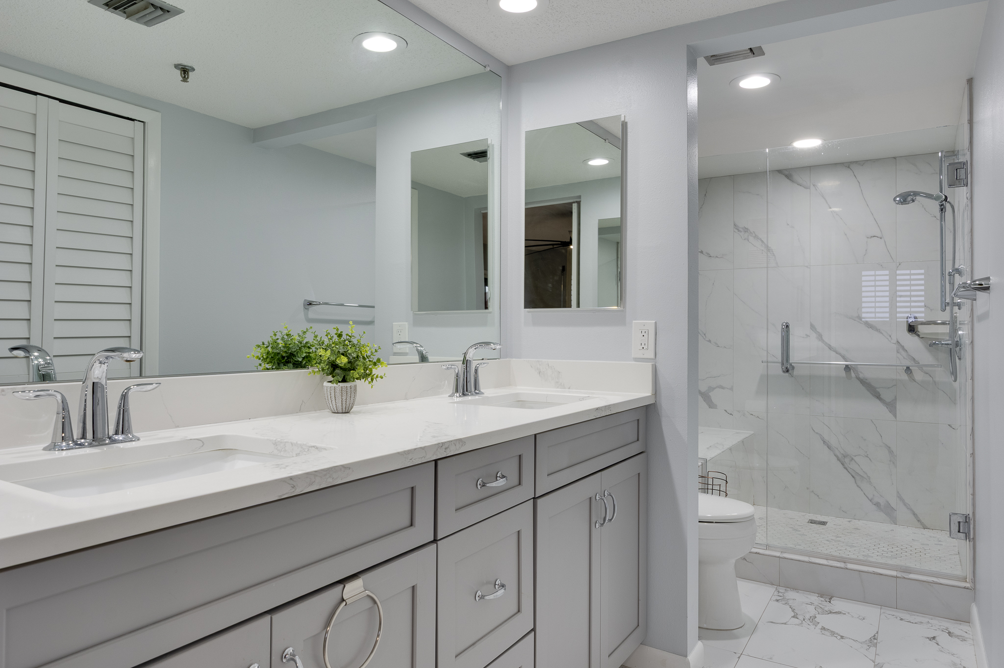 Largo, Florida, 33774, United States, 2 Bedrooms Bedrooms, ,2 BathroomsBathrooms,Residential,For Sale,1984220