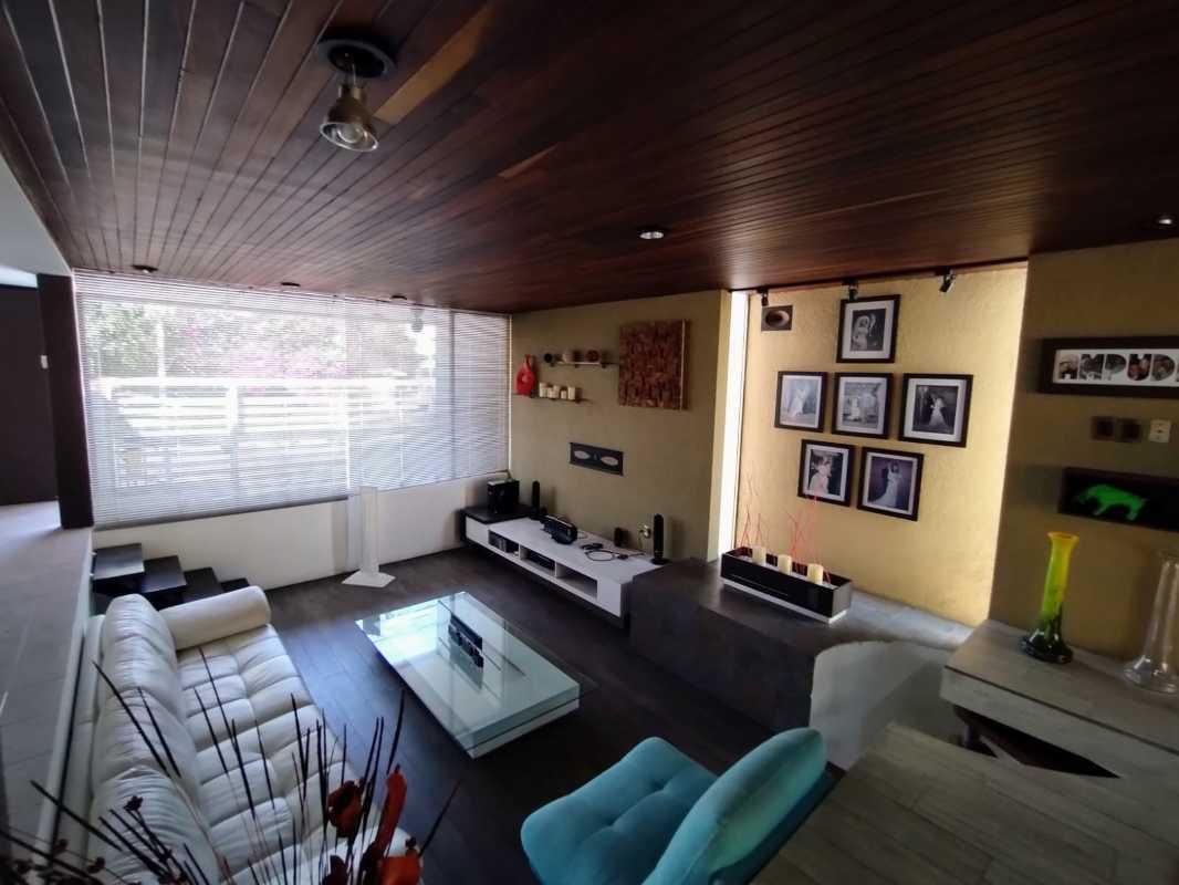 Fracc. Col?n Echegaray, Naucalpan de Juárez, Estado de México, 53300, Mexico, 3 Bedrooms Bedrooms, ,3 BathroomsBathrooms,Residential,For Sale,Fracc. Col?n Echegaray,1628182