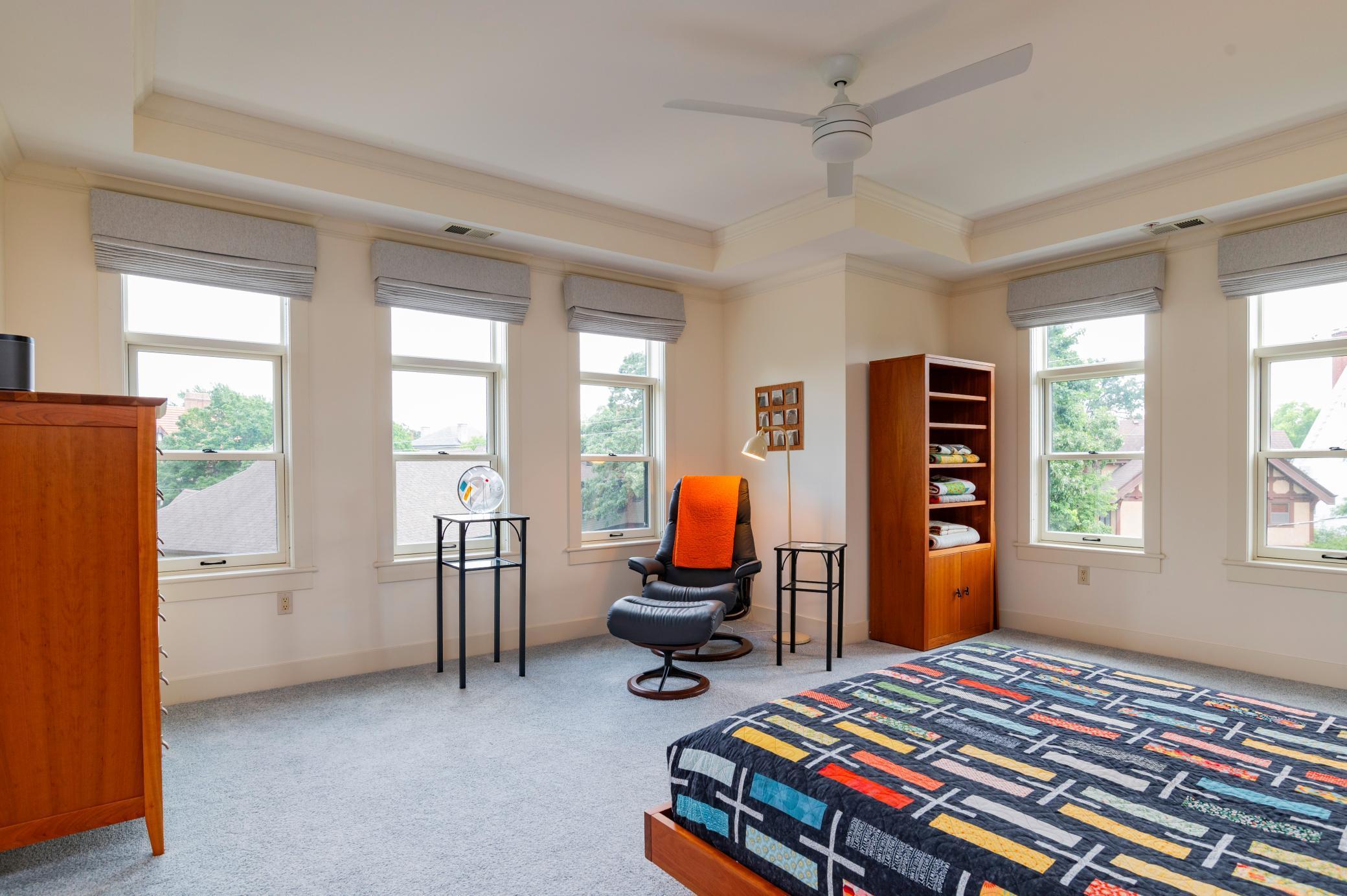 Saint Paul, Minnesota, 55102, United States, 2 Bedrooms Bedrooms, ,2 BathroomsBathrooms,Residential,For Sale,1919474