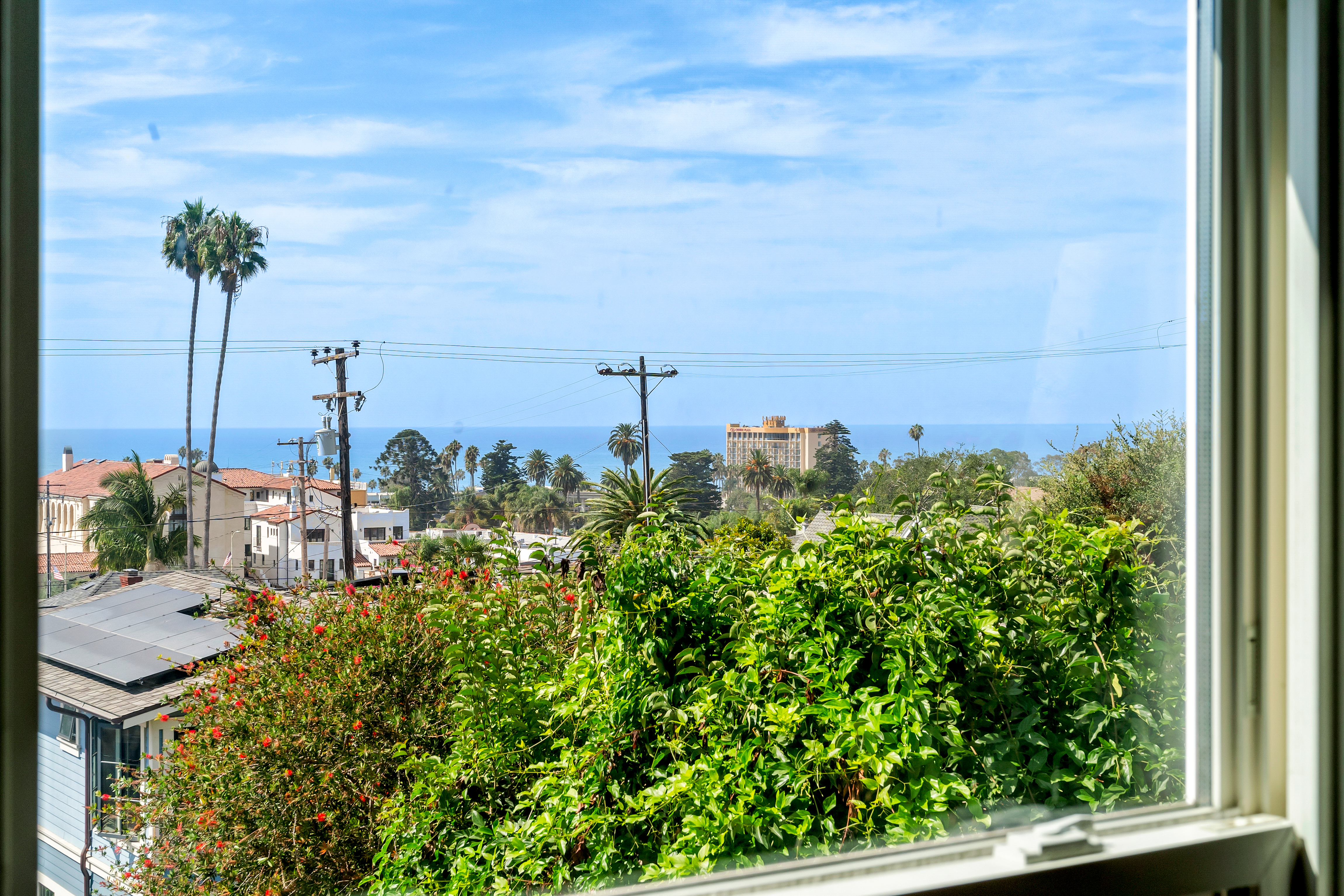  832 Buena Vista Street, Ventura, CA 93001 - 物件實景