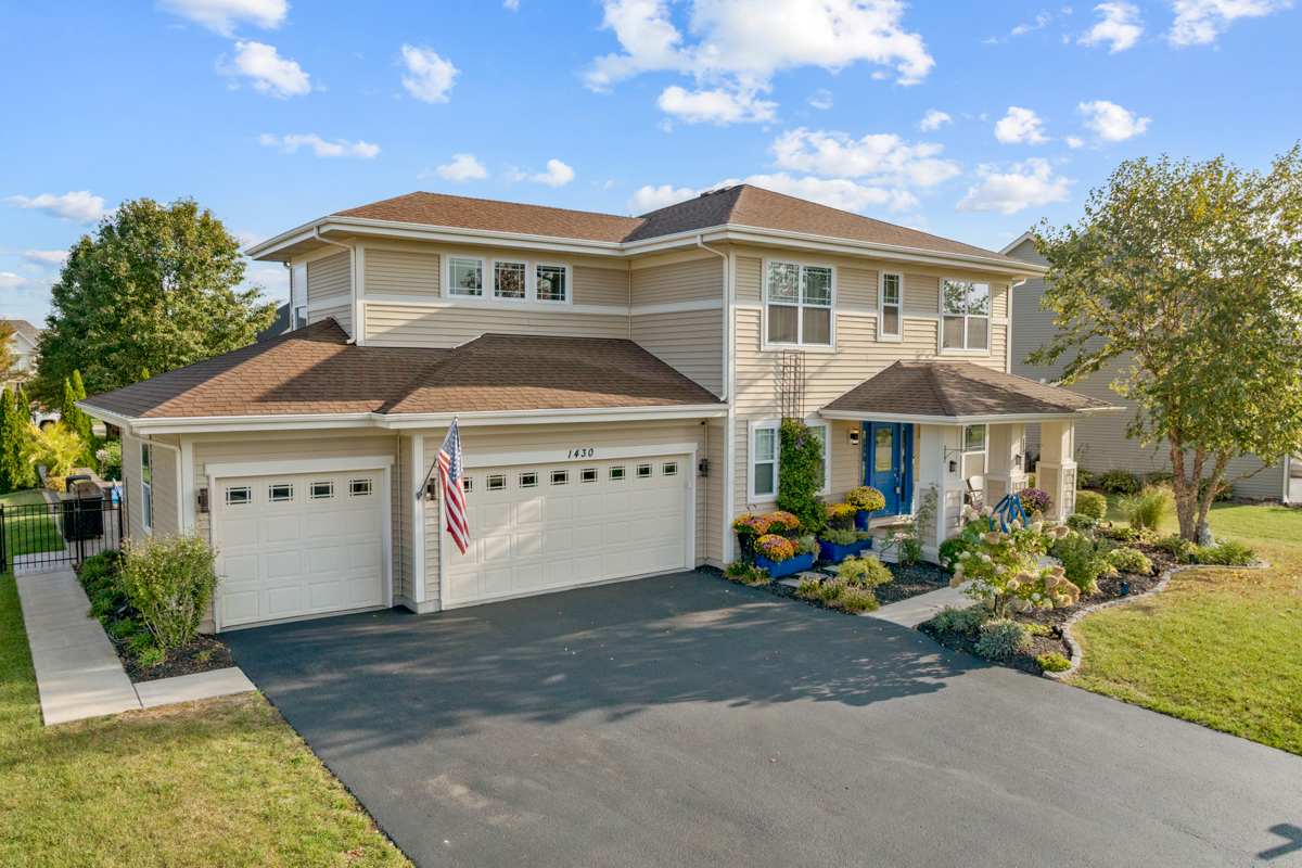 Elburn, Illinois, 60119, United States, 5 Bedrooms Bedrooms, ,4 BathroomsBathrooms,Residential,For Sale,1992402