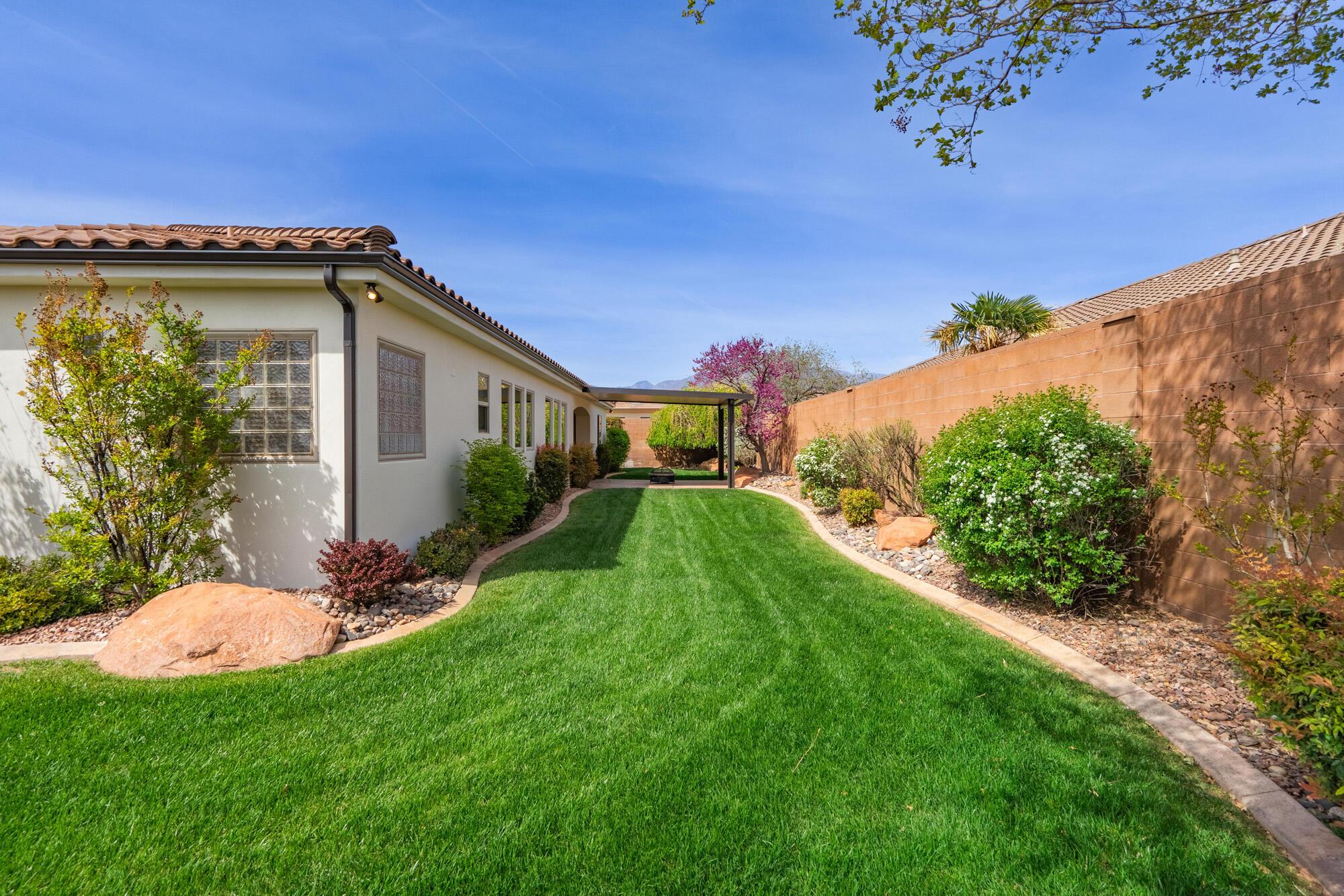 Washington, Utah, 84780, United States, 4 Bedrooms Bedrooms, ,2 BathroomsBathrooms,Residential,For Sale,2009720