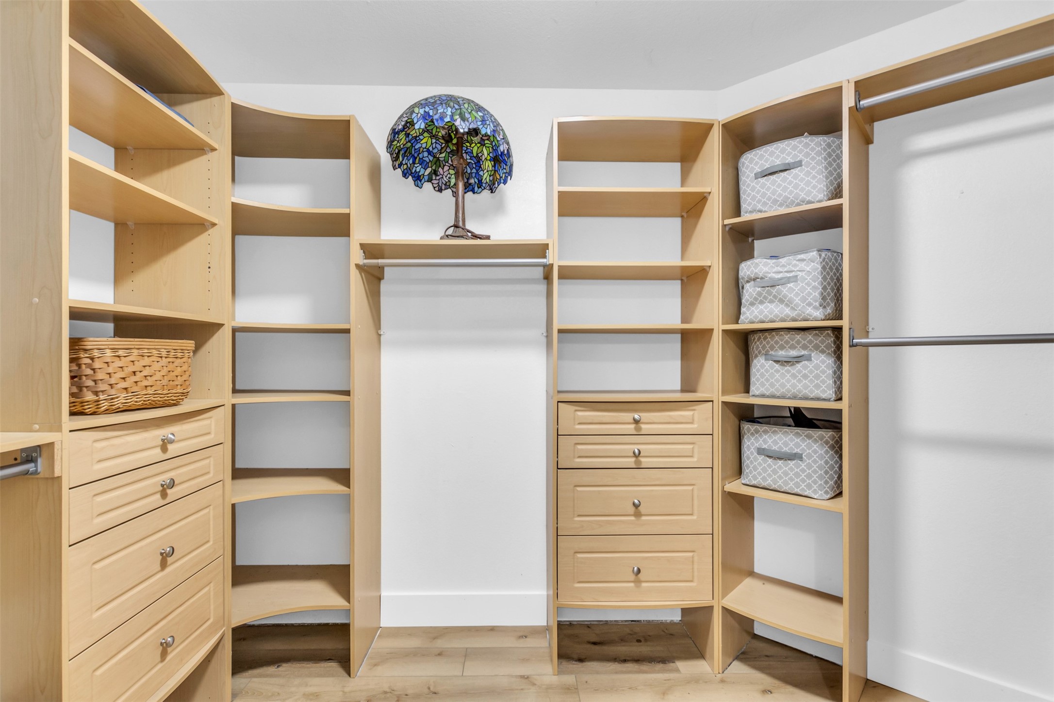 Edgewood, Texas, 75117, United States, 3 Bedrooms Bedrooms, ,2 BathroomsBathrooms,Residential,For Sale,1967085