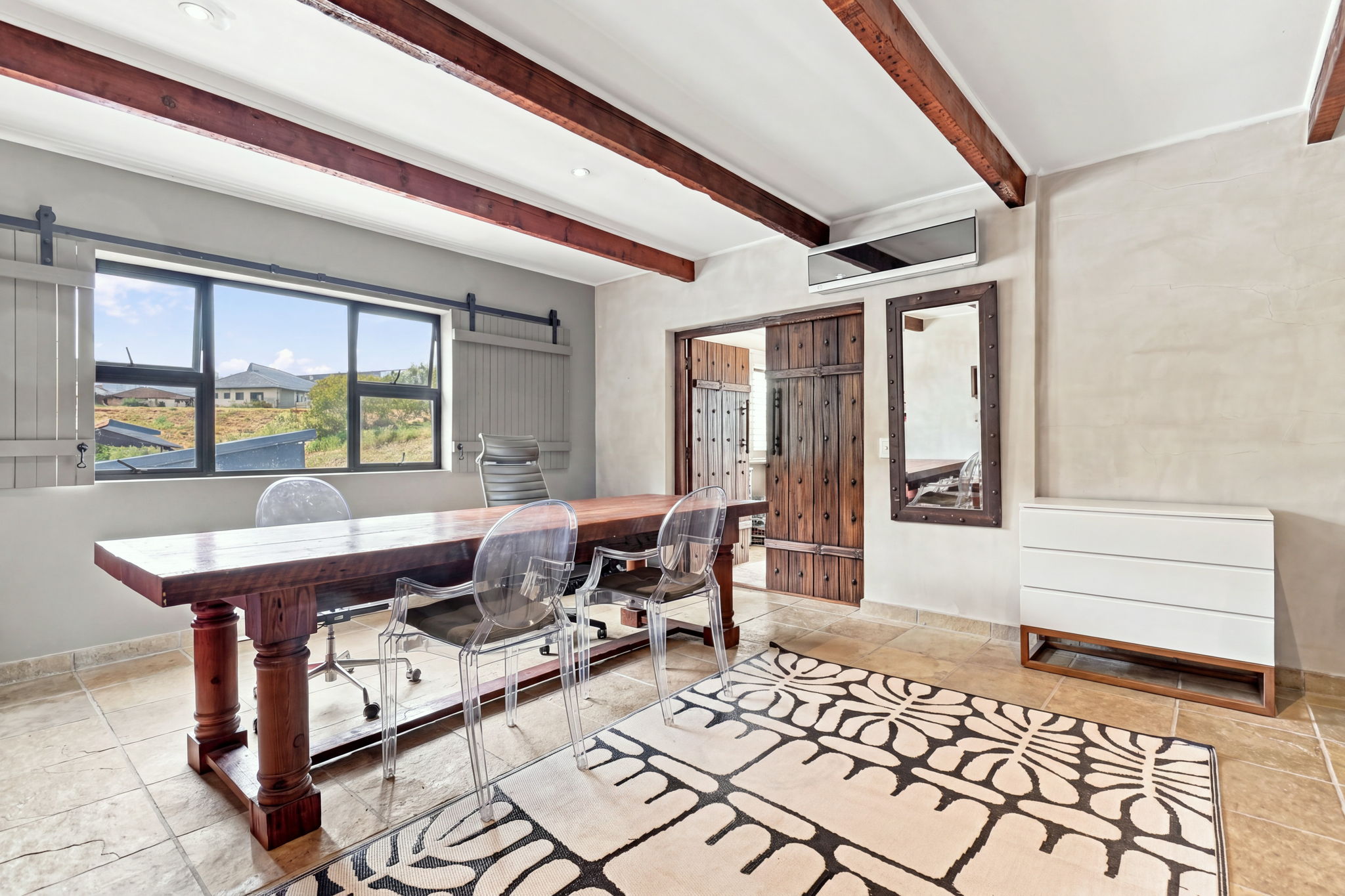  Space to Live. Room to Grow. A Lifestyle to Love in Stonehurst Mountain Estate - 物件實景