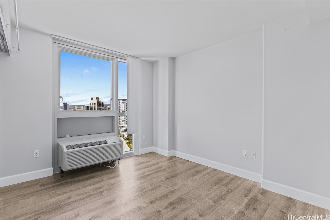 988 Halekauwila Street Unit 3304, Honolulu, Hawaii, 96814, United States, 3 Bedrooms Bedrooms, ,2 BathroomsBathrooms,Residential,For Sale,988 Halekauwila Street Unit 3304,1634686