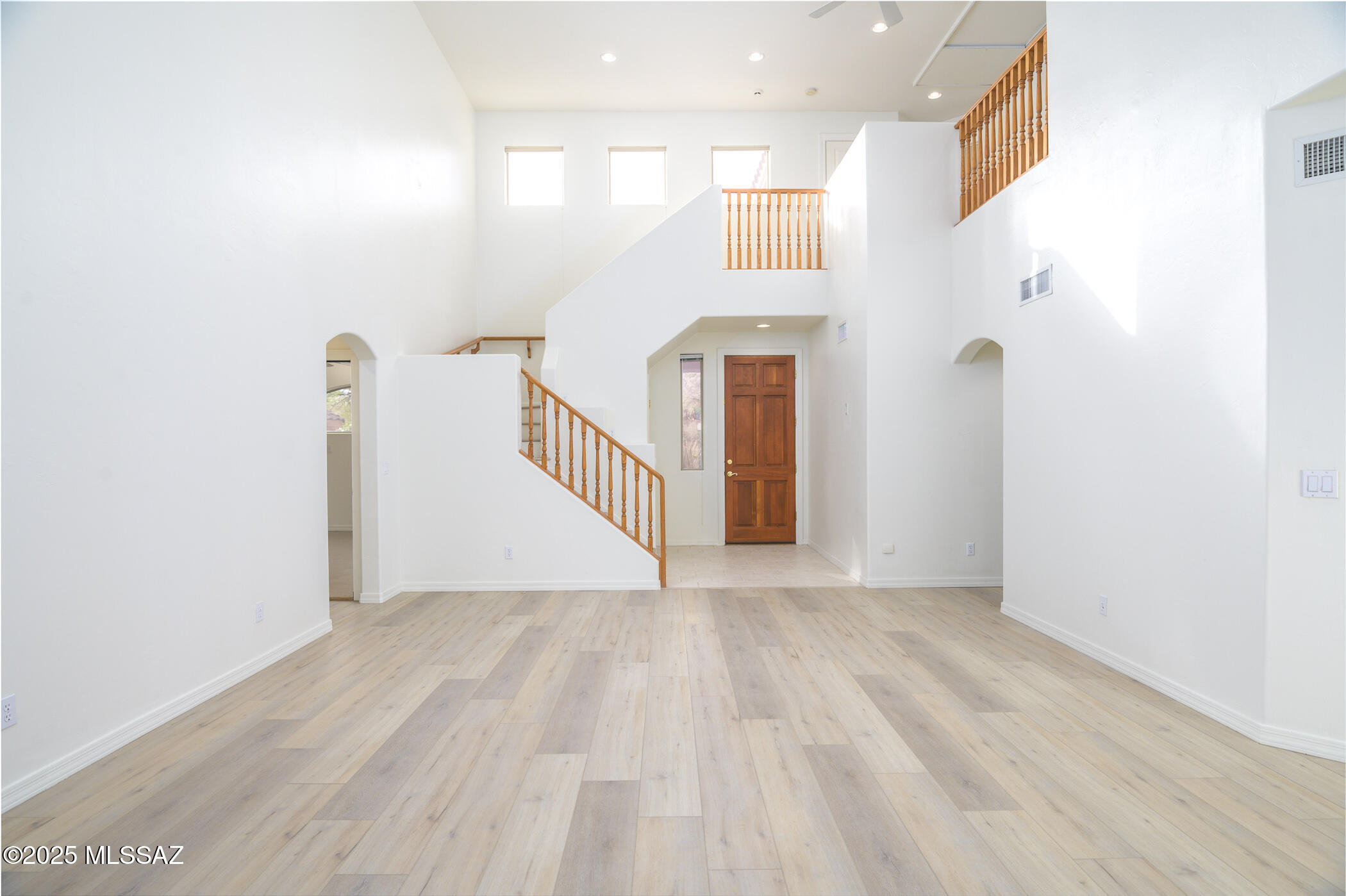 Tucson, Arizona, 85749, United States, 3 Bedrooms Bedrooms, ,3 BathroomsBathrooms,Residential,For Sale,1794562