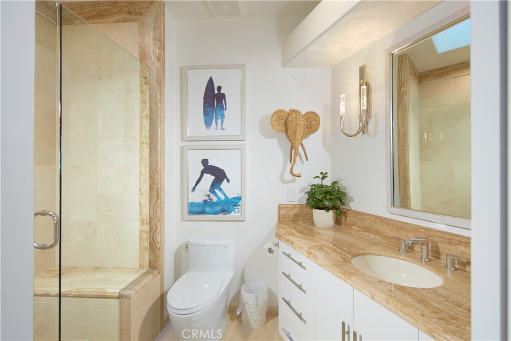 Newport Beach, California, 92661, United States, 7 Bedrooms Bedrooms, ,11 BathroomsBathrooms,Residential,For Sale,1877101