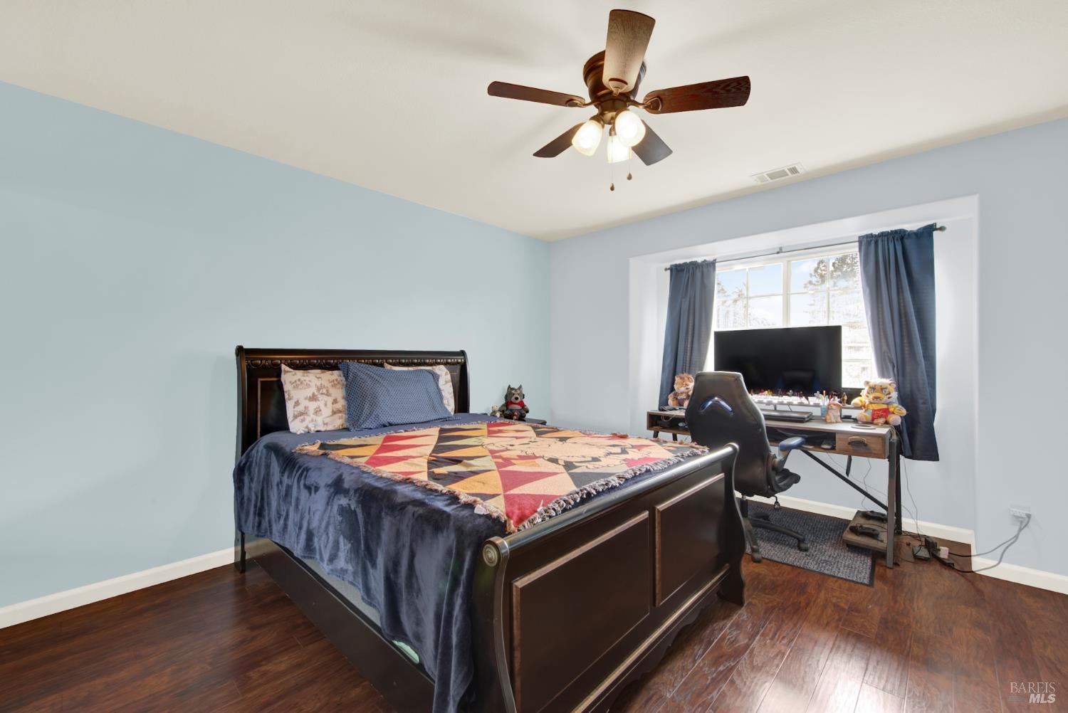 Dixon, California, 95620, United States, 5 Bedrooms Bedrooms, ,3 BathroomsBathrooms,Residential,For Sale,1992877