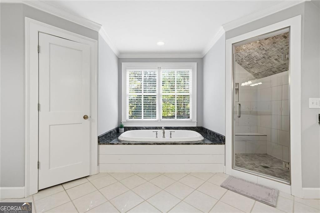 Kennesaw, Georgia, 30152, United States, 5 Bedrooms Bedrooms, ,3 BathroomsBathrooms,Residential,For Sale,1988783