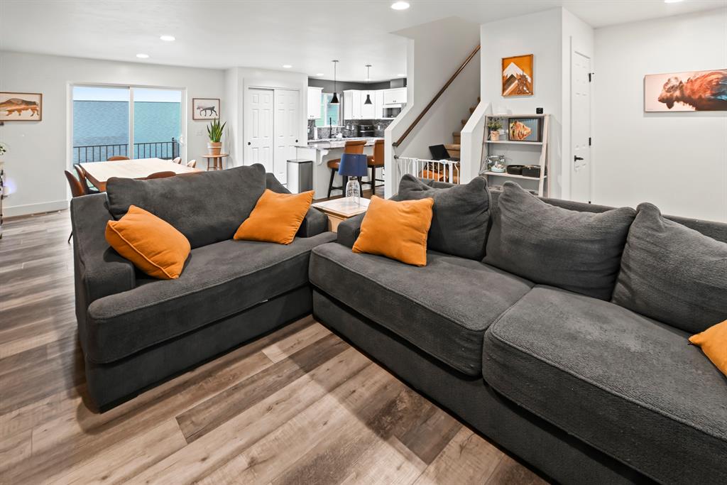 Kalispell, Montana, 59901, United States, 4 Bedrooms Bedrooms, ,3 BathroomsBathrooms,Residential,For Sale,1987389