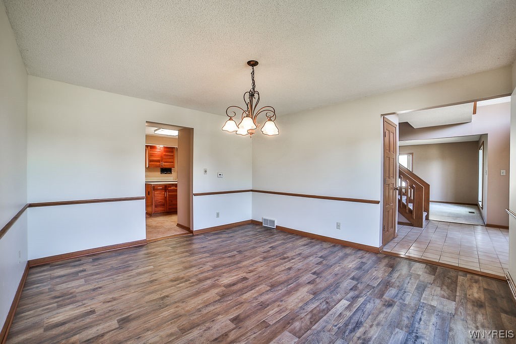Grand Island, New York, 14072, United States, 4 Bedrooms Bedrooms, ,4 BathroomsBathrooms,Residential,For Sale,1899364