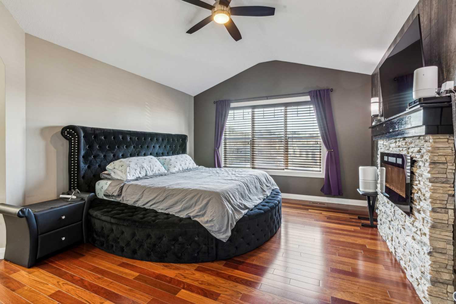 OKOTOKS, Alberta, T1S 0K1, CA, 4 Bedrooms Bedrooms, ,3 BathroomsBathrooms,Residential,For Sale,1948966