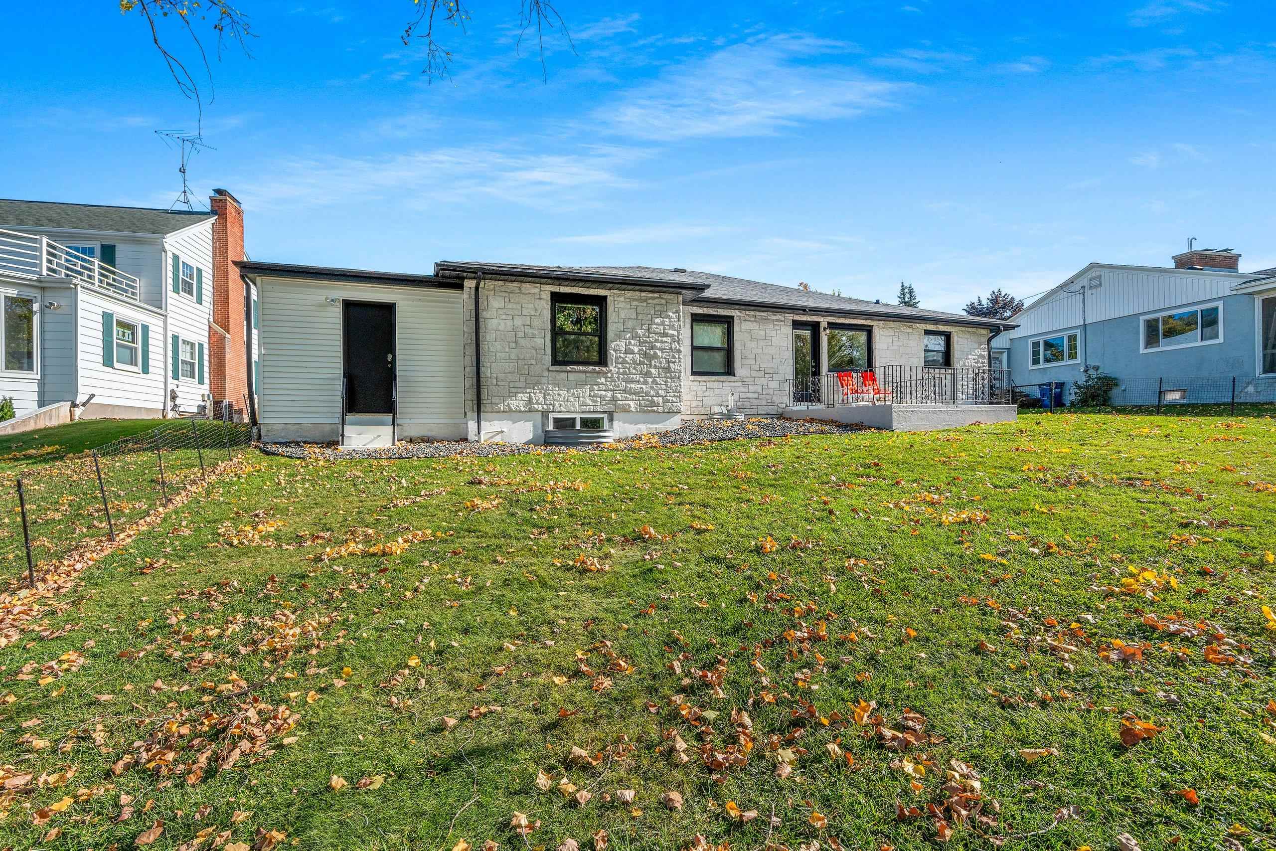 GREEN BAY, Wisconsin, 54301, United States, 3 Bedrooms Bedrooms, ,3 BathroomsBathrooms,Residential,For Sale,1969086