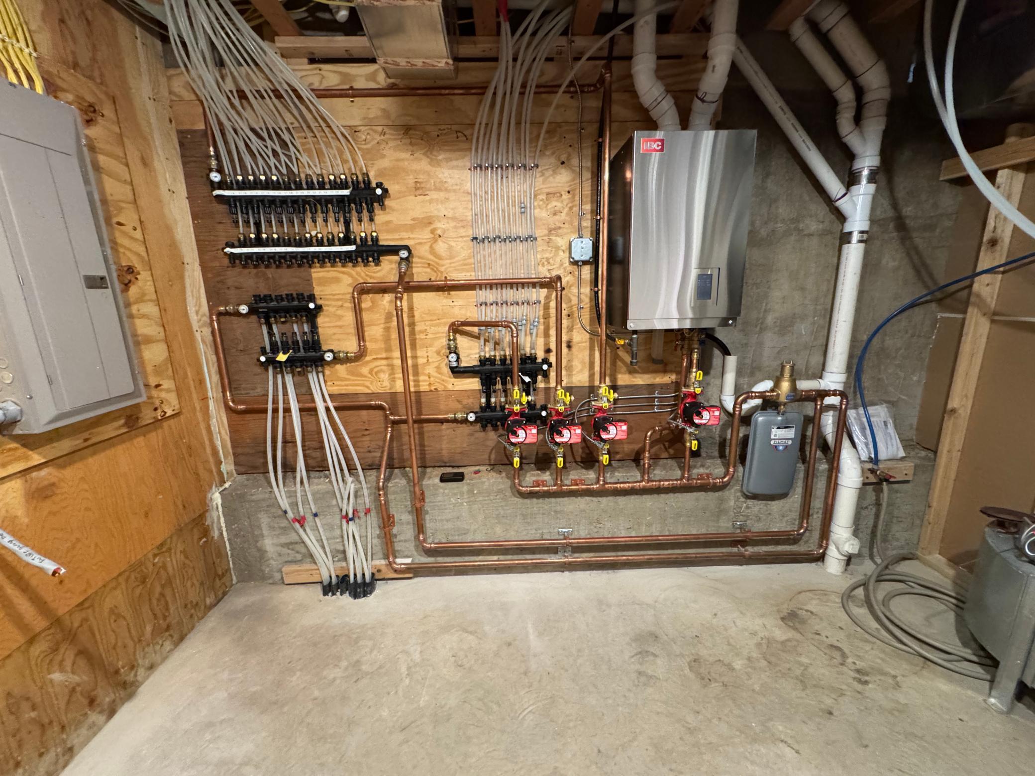 Glenville, Minnesota, 56036, United States, 4 Bedrooms Bedrooms, ,3 BathroomsBathrooms,Residential,For Sale,2015321