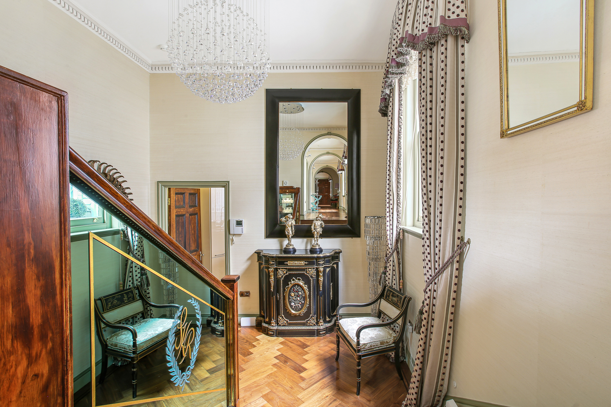  An impressive four-bedroom apartment in the heart of South Kensington - 物件實景