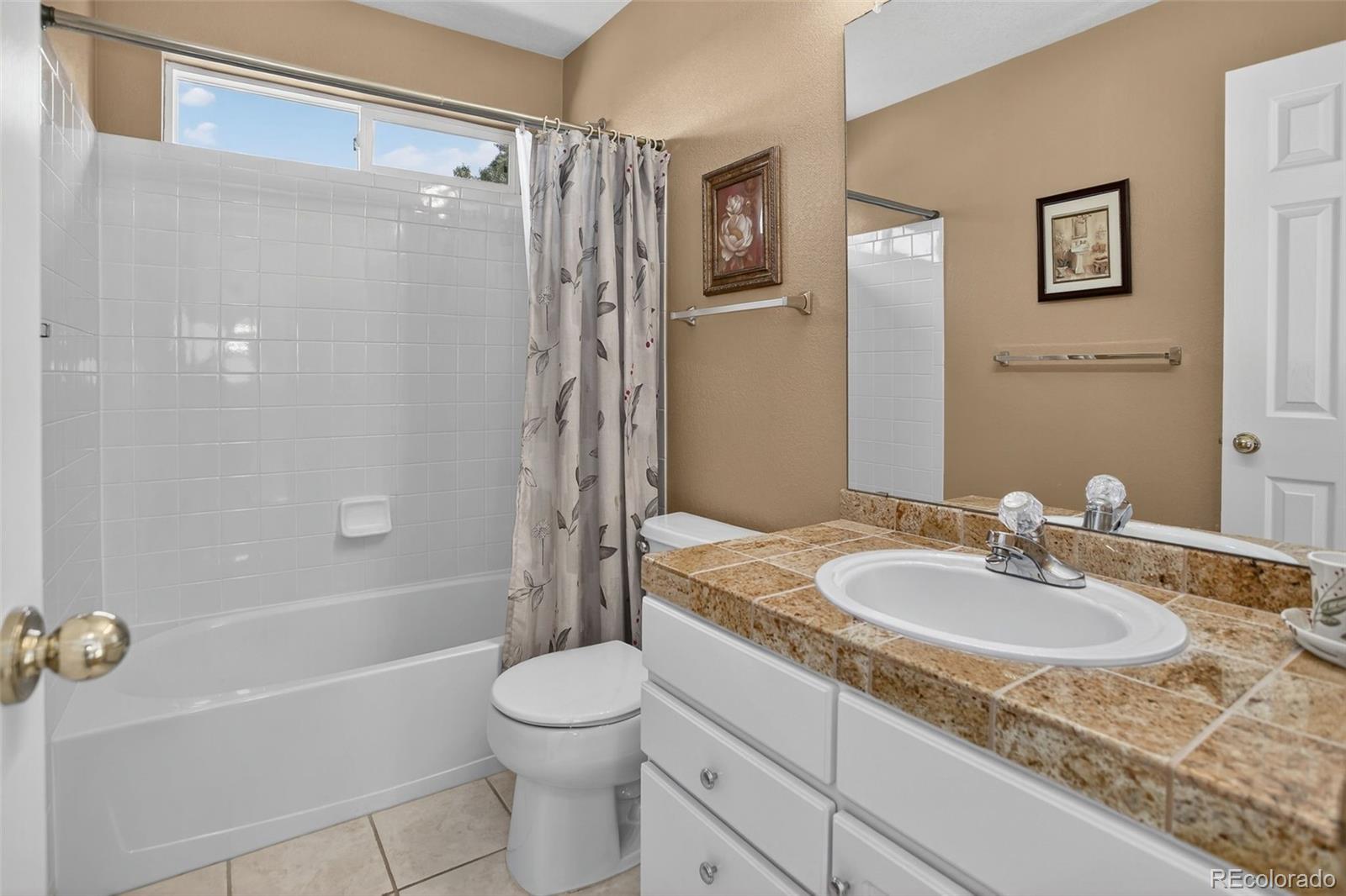 Highlands Ranch, Colorado, 80129, United States, 3 Bedrooms Bedrooms, ,3 BathroomsBathrooms,Residential,For Sale,1938652