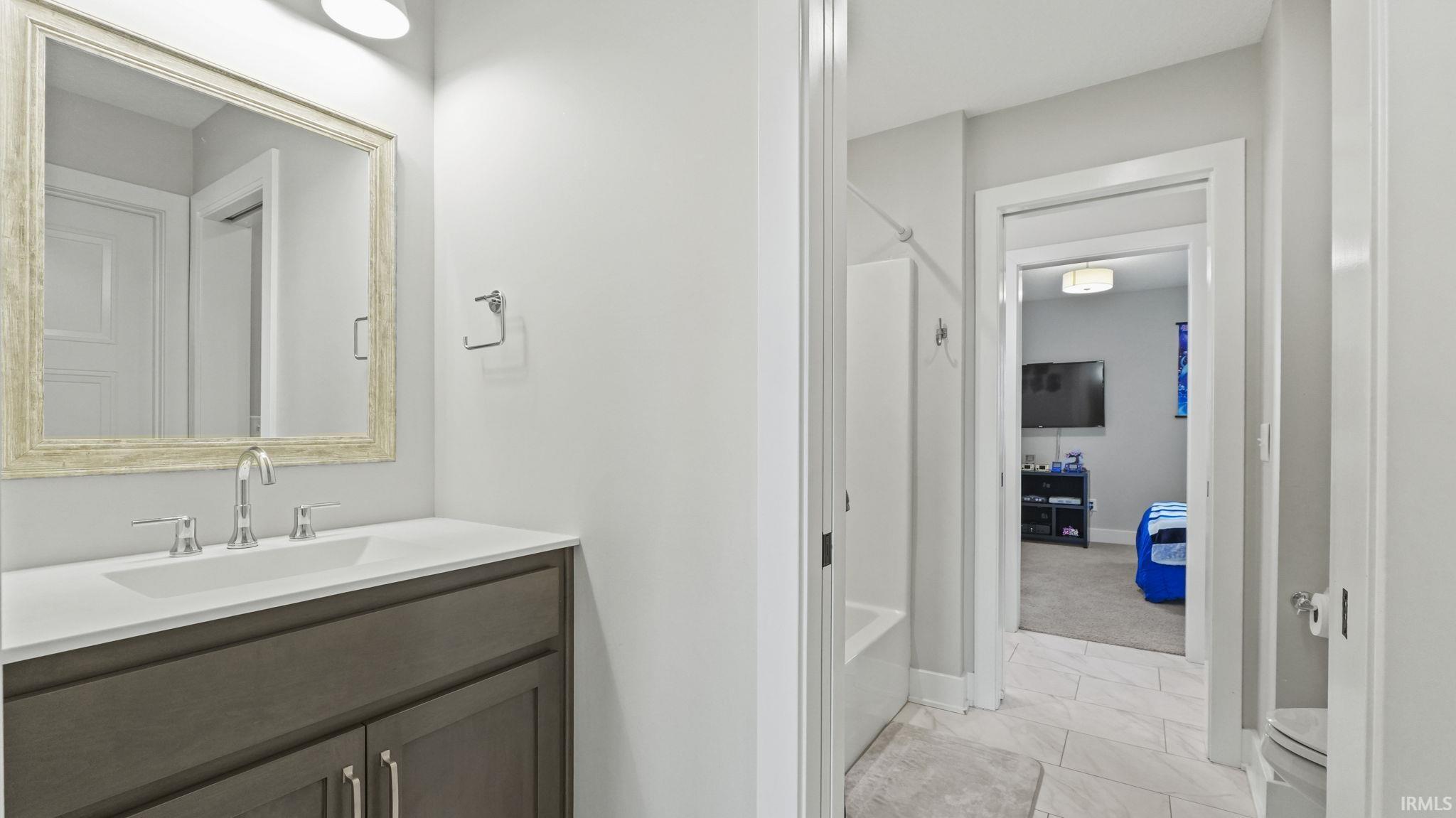 Fort Wayne, Indiana, 46814, United States, 5 Bedrooms Bedrooms, ,5 BathroomsBathrooms,Residential,For Sale,1988625