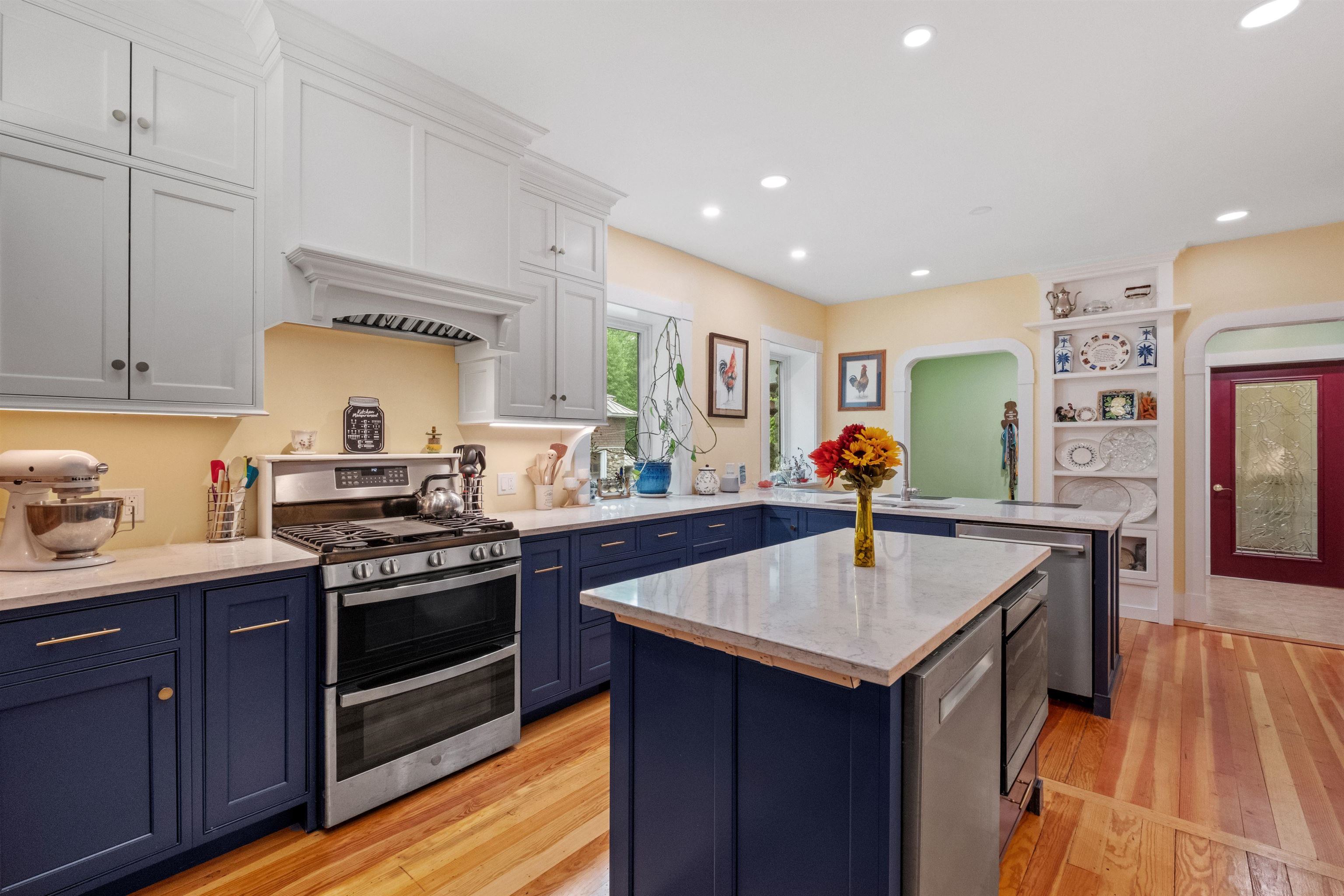 Claremont, New Hampshire, 03743, United States, 7 Bedrooms Bedrooms, ,2 BathroomsBathrooms,Residential,For Sale,1846493