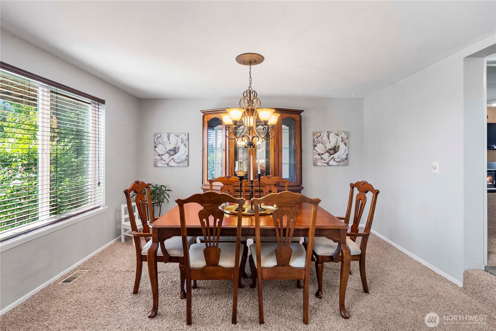 Puyallup, Washington, 98374, United States, 4 Bedrooms Bedrooms, ,2 BathroomsBathrooms,Residential,For Sale,1987950