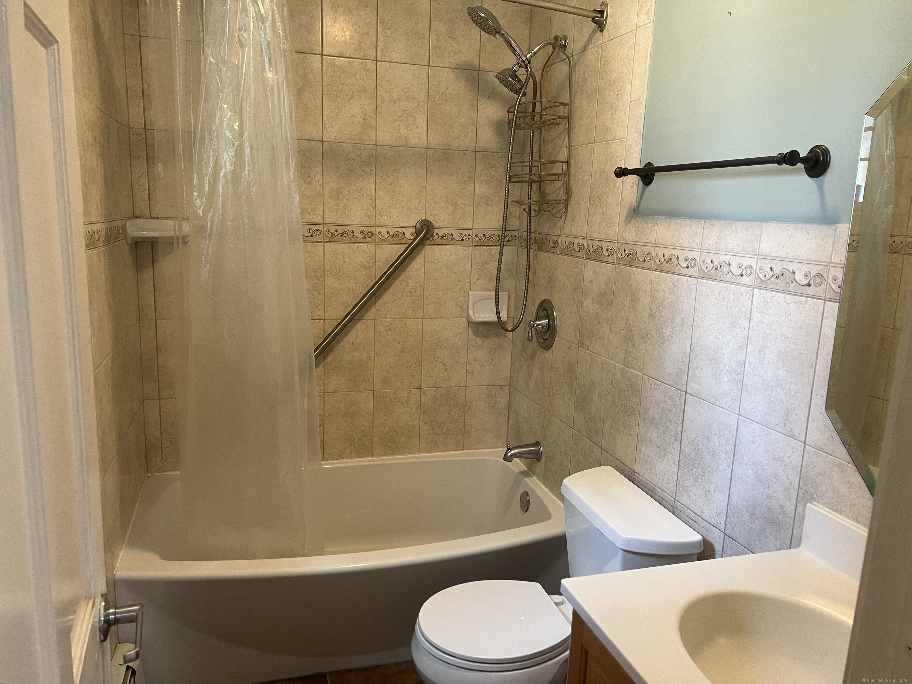 New Haven, Connecticut, 06511, United States, 5 Bedrooms Bedrooms, ,3 BathroomsBathrooms,Residential,For Sale,1826749