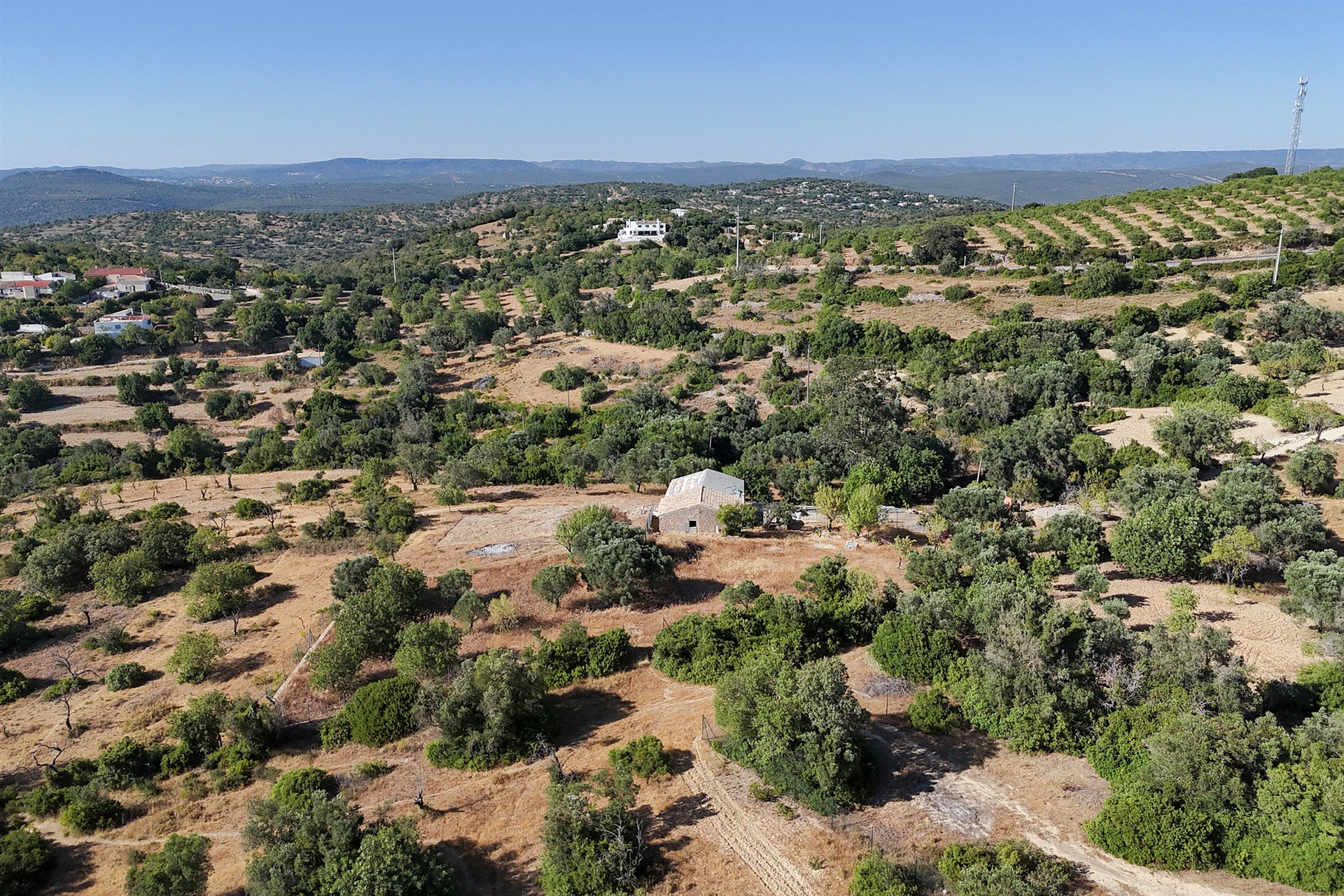  Terreno com ruina for Sale - 物件實景