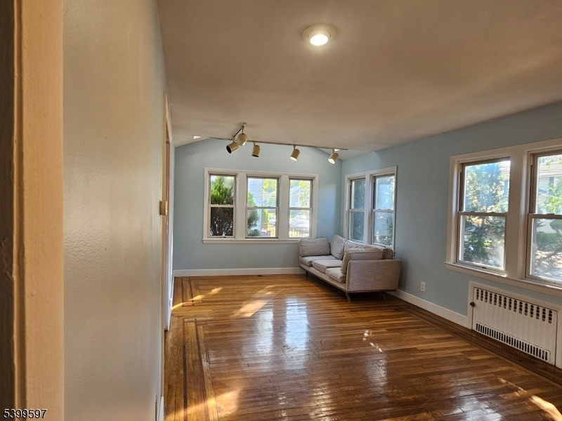 Union Twp., New Jersey, 07083, United States, 3 Bedrooms Bedrooms, ,2 BathroomsBathrooms,Residential,For Sale,2000466