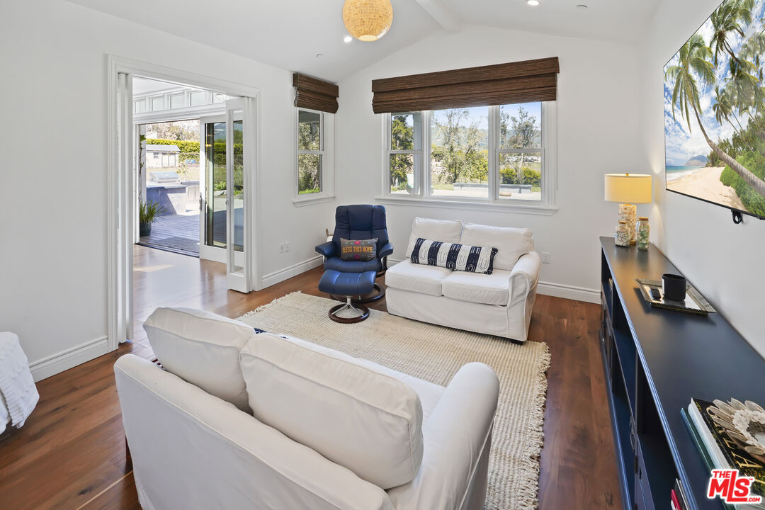 Malibu, California, 90265, United States, 5 Bedrooms Bedrooms, ,5 BathroomsBathrooms,Residential,For Sale,1762119