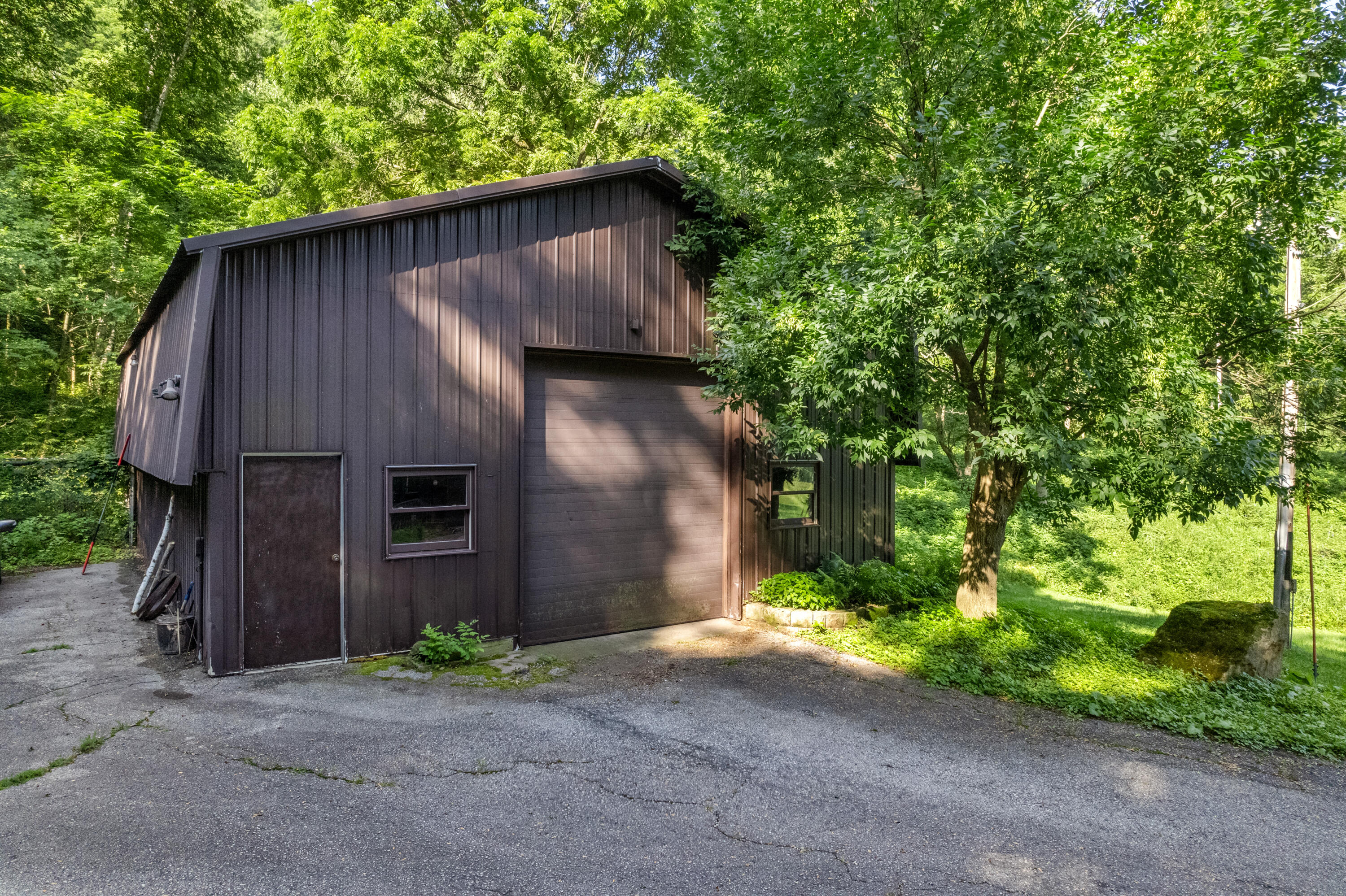 Homer, Minnesota, 55987, United States, 3 Bedrooms Bedrooms, ,3 BathroomsBathrooms,Residential,For Sale,1906704