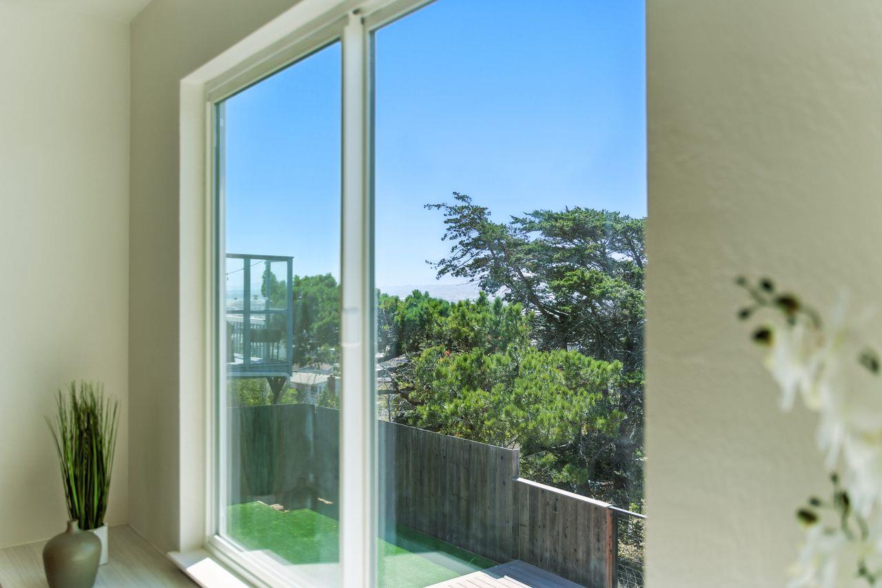 South San Francisco, California, 94080, United States, 4 Bedrooms Bedrooms, ,3 BathroomsBathrooms,Residential,For Sale,1951166