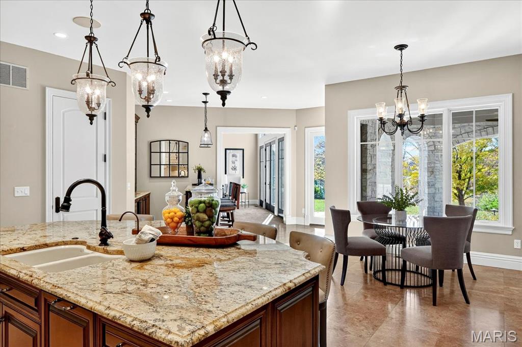 Town and Country, Missouri, 63141, United States, 6 Bedrooms Bedrooms, ,7 BathroomsBathrooms,Residential,For Sale,1992956