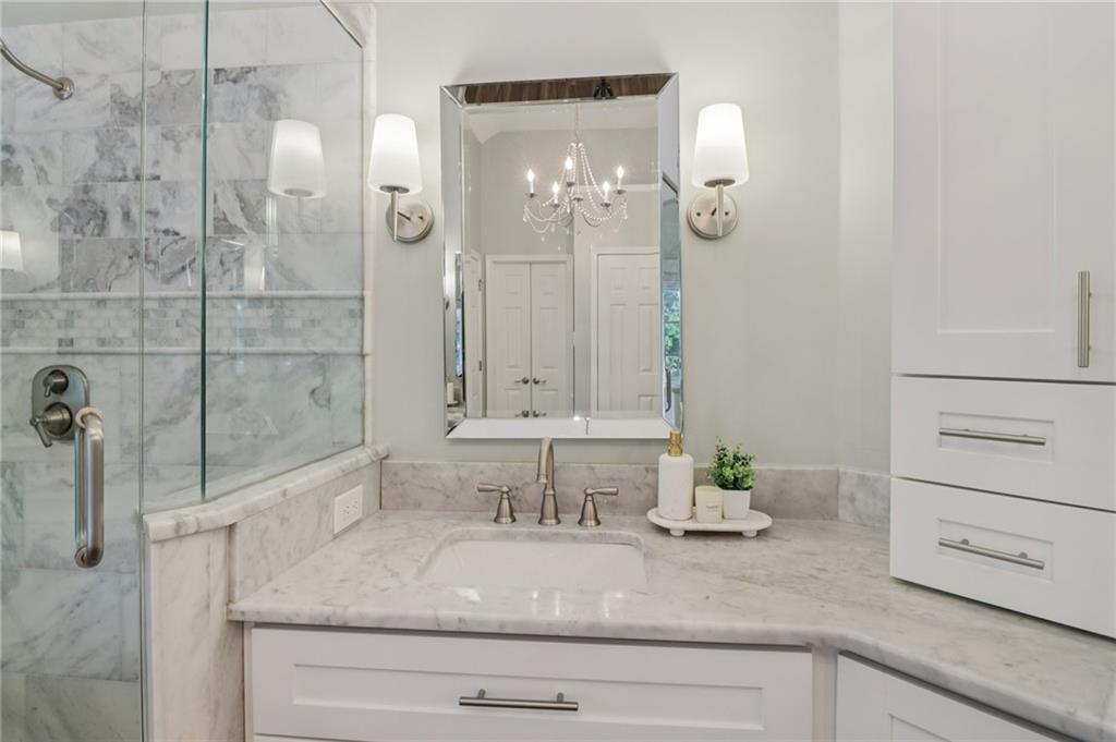 Alpharetta, Georgia, 30009, United States, 5 Bedrooms Bedrooms, ,4 BathroomsBathrooms,Residential,For Sale,1976407