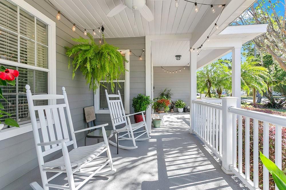 Orlando, Florida, 32804, United States, 4 Bedrooms Bedrooms, ,3 BathroomsBathrooms,Residential,For Sale,1991414