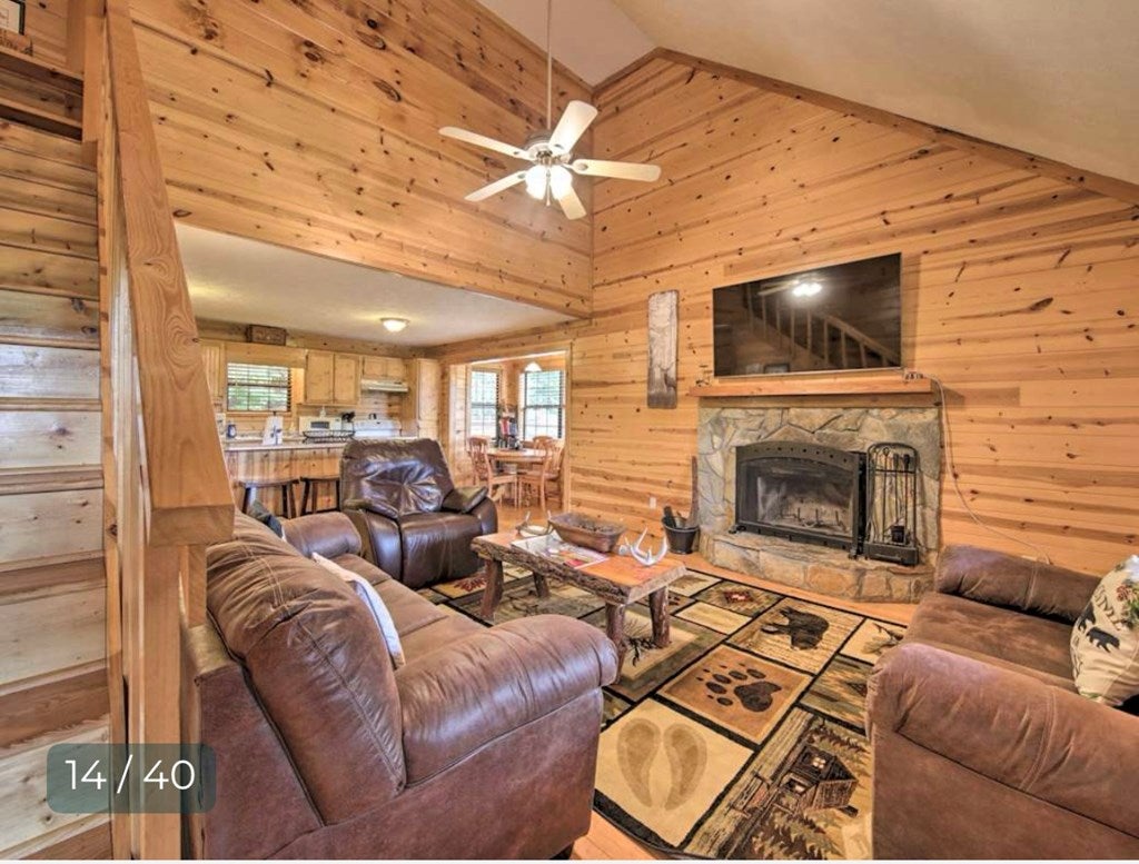 Young Harris, Georgia, 30582, United States, 3 Bedrooms Bedrooms, ,2 BathroomsBathrooms,Residential,For Sale,1863347