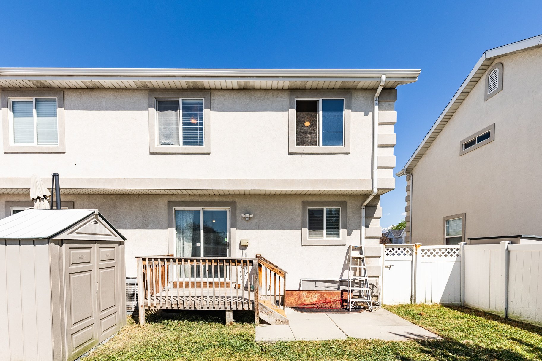  Your Perfect Townhome: Spacious Layout, Finished Basement & Relaxing Back Patio - 物件實景