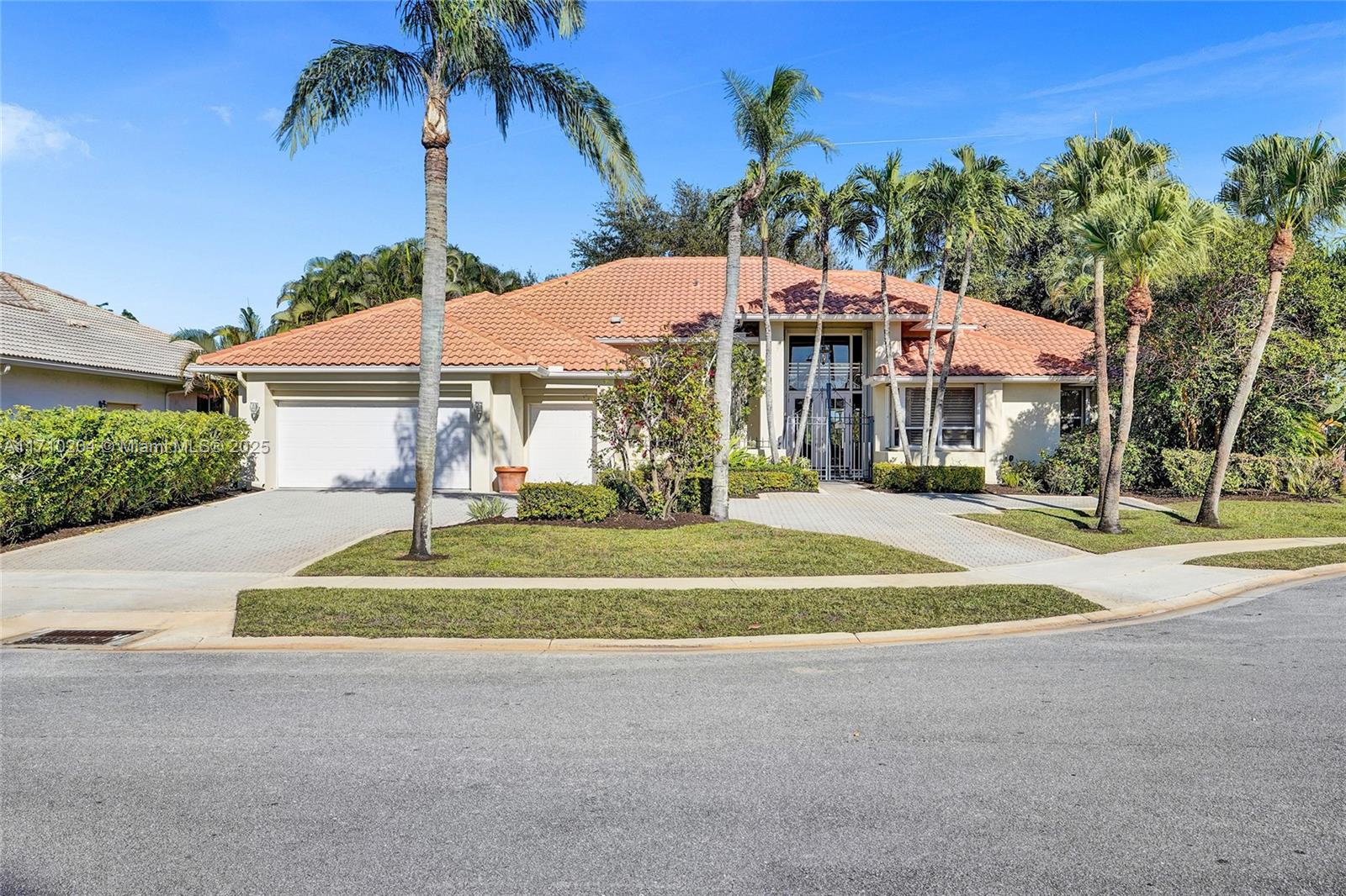 Boca Raton, Florida, 33498, United States, 3 Bedrooms Bedrooms, ,4 BathroomsBathrooms,Residential,For Sale,1684382