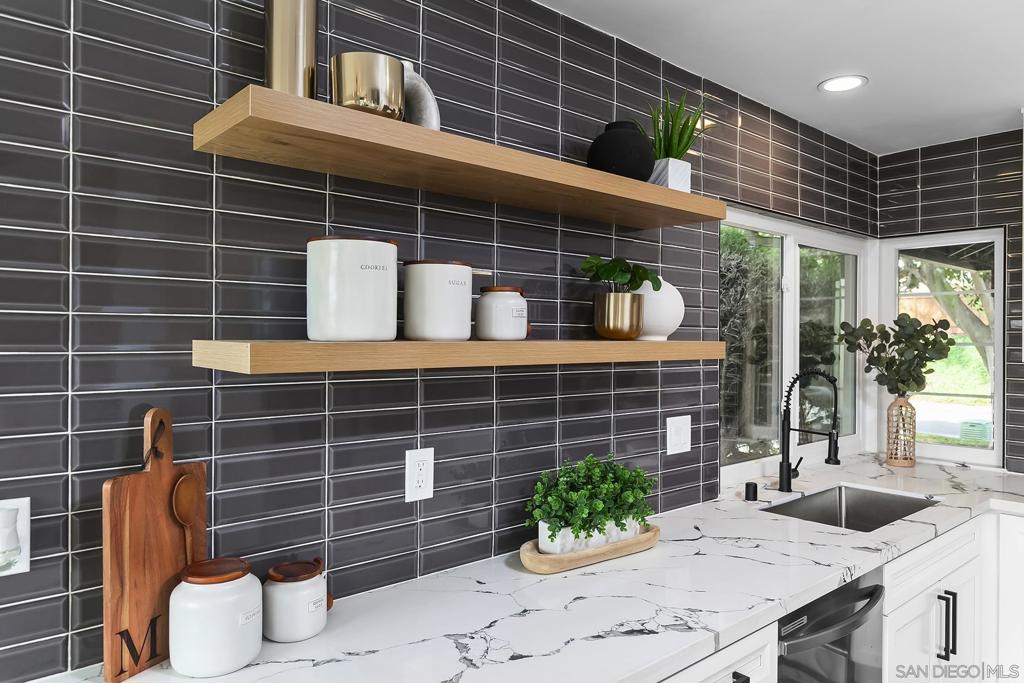 San Diego, California, 92111, United States, 3 Bedrooms Bedrooms, ,3 BathroomsBathrooms,Residential,For Sale,2010318