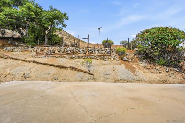 El Cajon, California, 92021, United States, 3 Bedrooms Bedrooms, ,2 BathroomsBathrooms,Residential,For Sale,2048133
