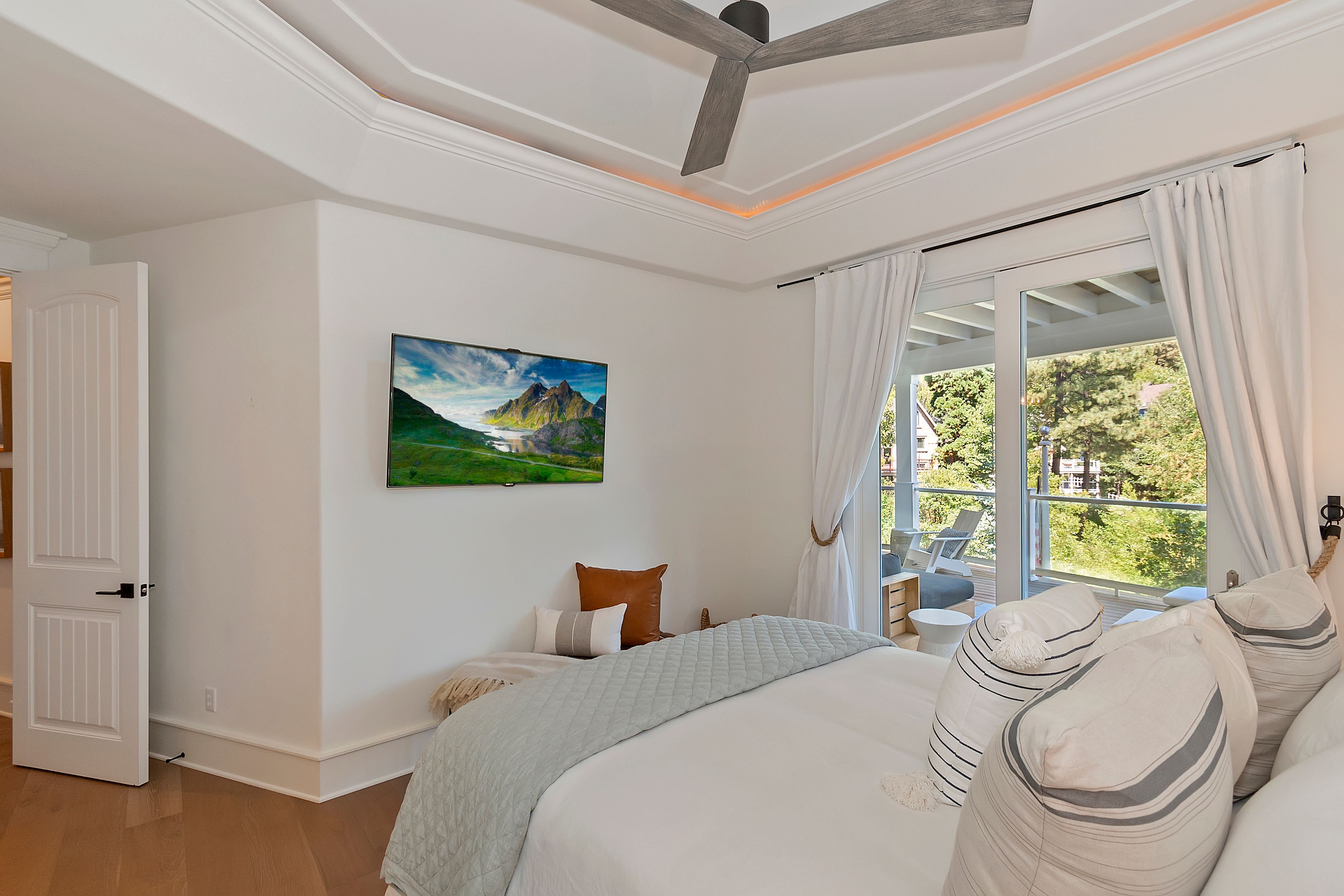  27567 W Shore Road, Lake Arrowhead, CA 92352 - 物件實景