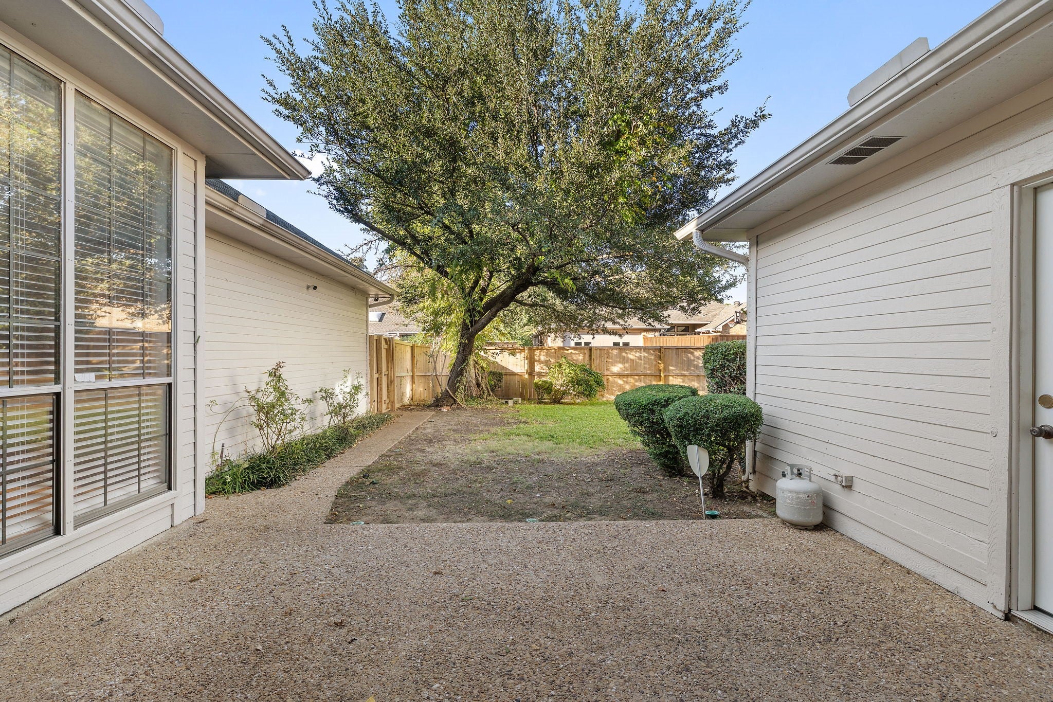 Plano, Texas, 75025, United States, 4 Bedrooms Bedrooms, ,3 BathroomsBathrooms,Residential,For Sale,1974080