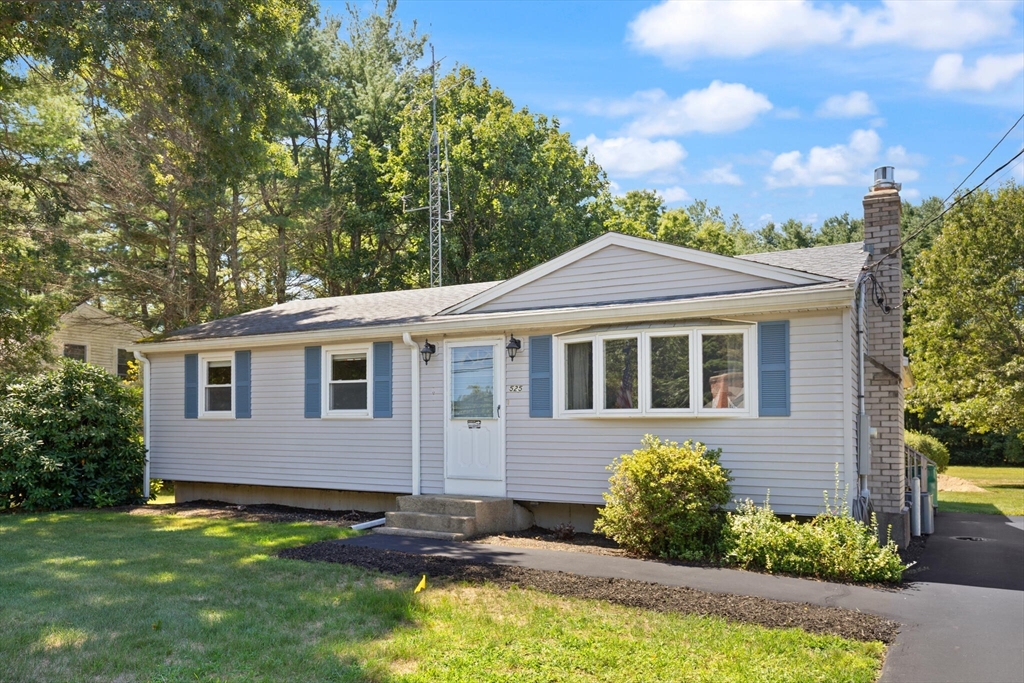 Mansfield, Massachusetts, 02048, United States, 3 Bedrooms Bedrooms, ,1 BathroomBathrooms,Residential,For Sale,1926255