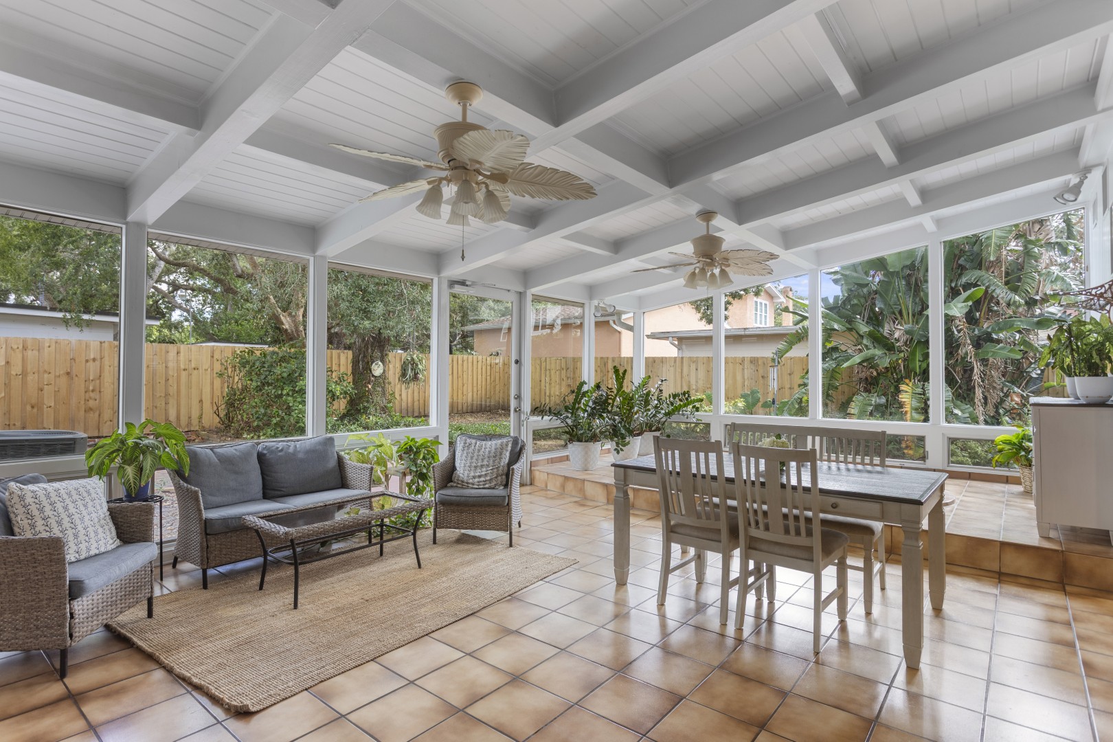 Tampa, Florida, 33629, United States, 4 Bedrooms Bedrooms, ,3 BathroomsBathrooms,Residential,For Sale,1987038