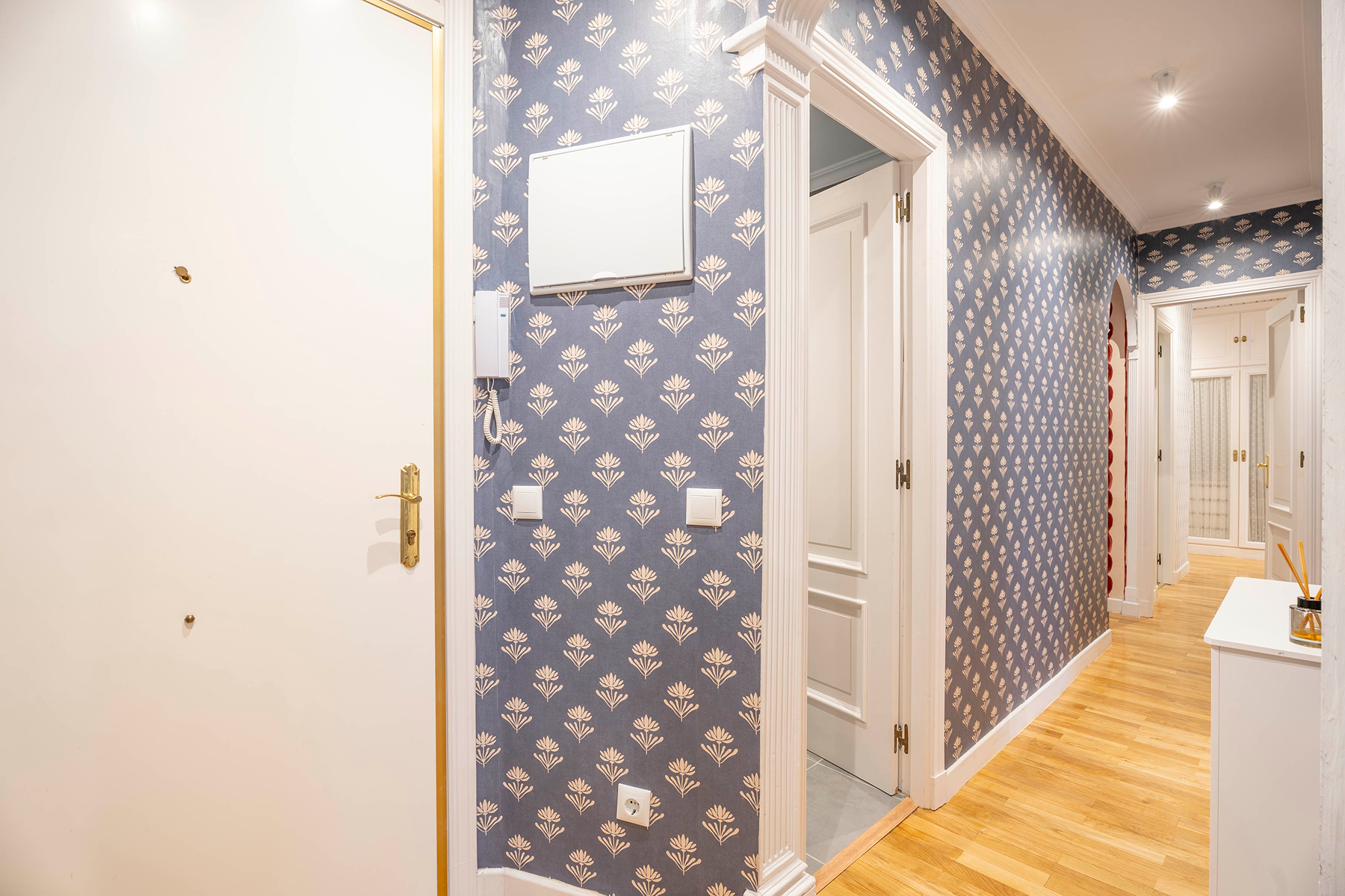  Renovated Flat with Balconies in Trafalgar, Chamberí, Madrid - 物件實景
