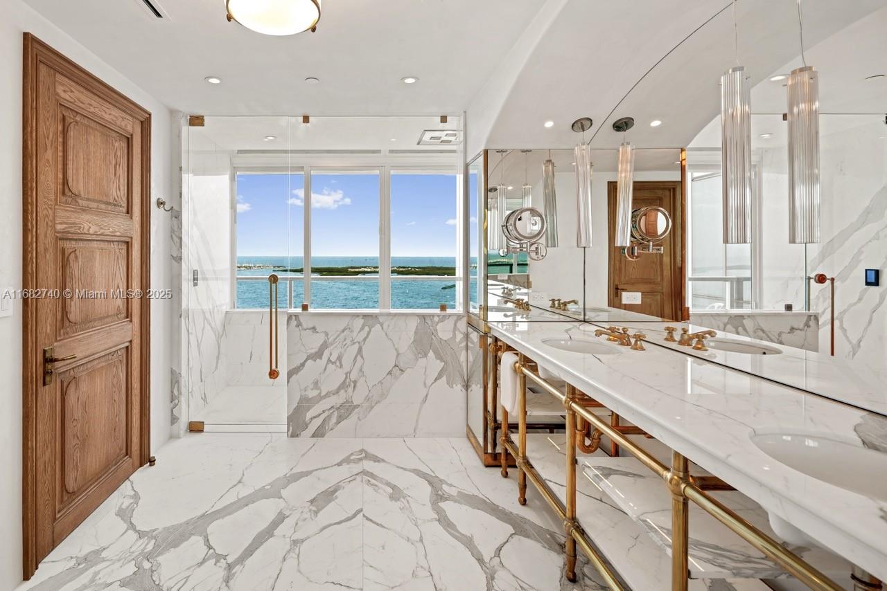 1425 Brickell Ave Unit 55F, Miami, Florida, 33131, United States, 3 Bedrooms Bedrooms, ,5 BathroomsBathrooms,Residential,For Sale,1425 Brickell Ave Unit 55F,1652040