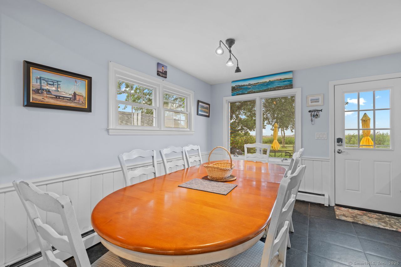 Guilford, Connecticut, 06437, United States, 3 Bedrooms Bedrooms, ,2 BathroomsBathrooms,Residential,For Sale,1906162