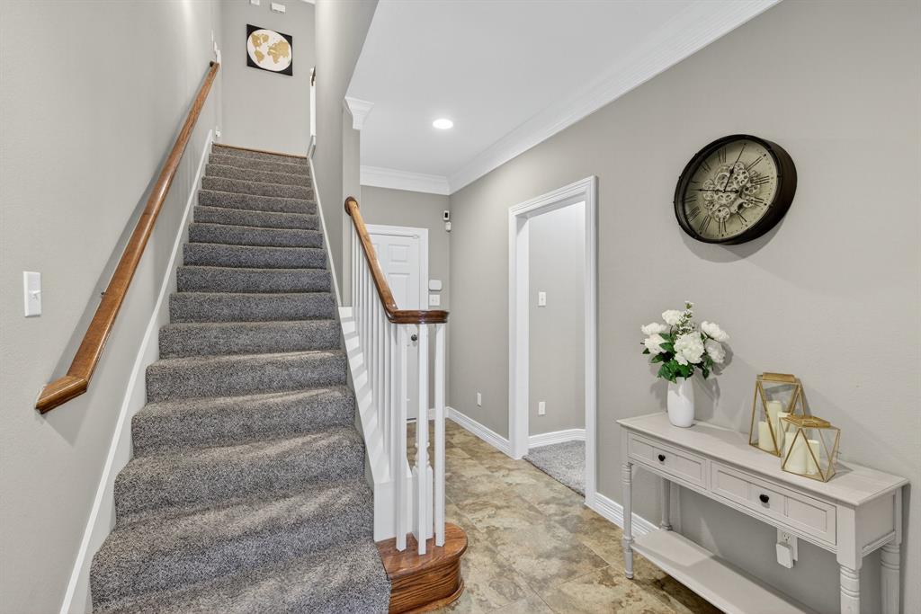 Dallas, Texas, 75219, United States, 2 Bedrooms Bedrooms, ,3 BathroomsBathrooms,Residential,For Sale,1996235