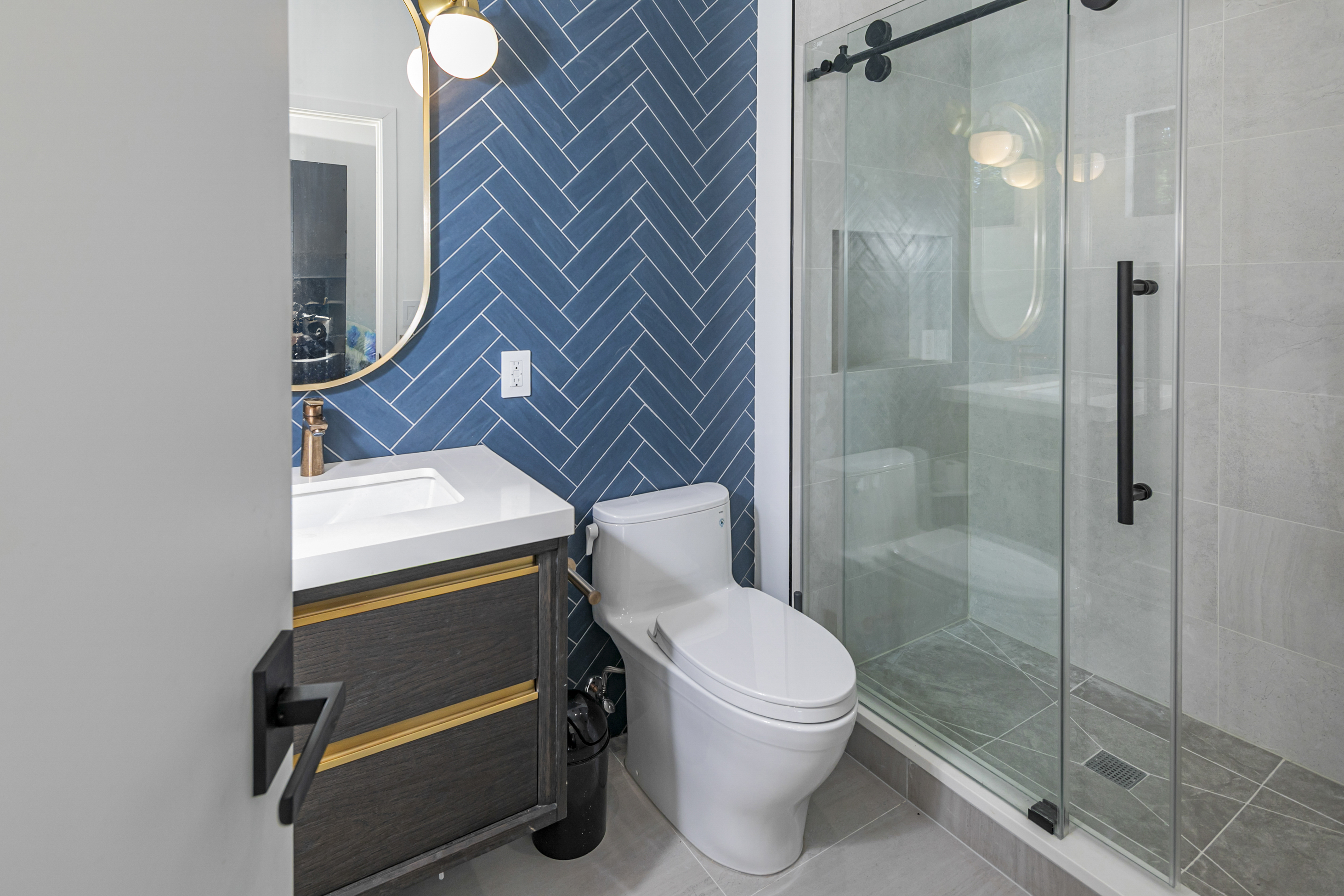  Modern Luxury Living Steps From Downtown - 物件實景