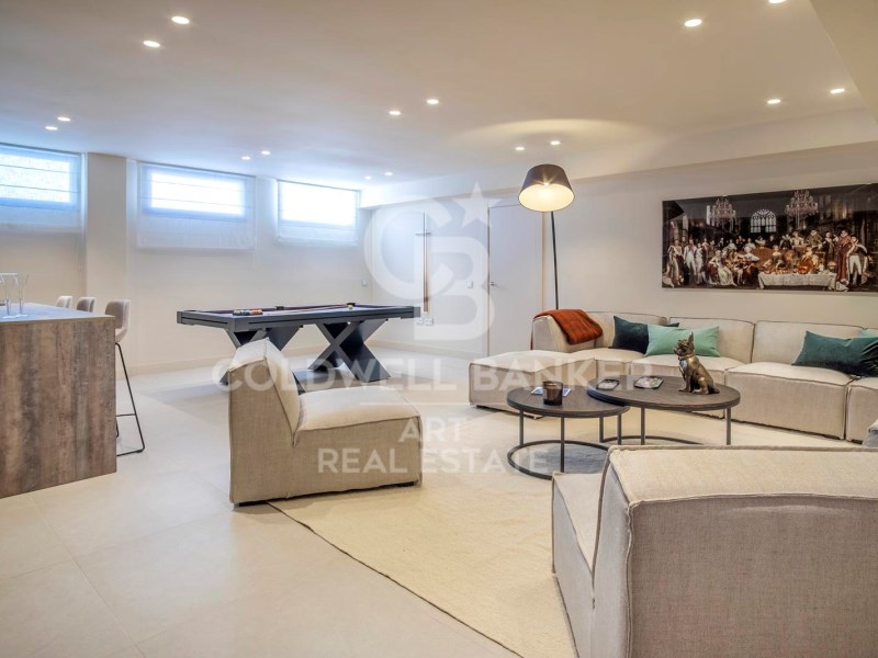 Estepona, Andalusia, ES, 4 Bedrooms Bedrooms, ,3 BathroomsBathrooms,Residential,For Sale,1805041