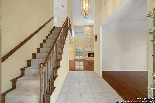 Kerrville, Texas, 78028, United States, 3 Bedrooms Bedrooms, ,4 BathroomsBathrooms,Residential,For Sale,1910535